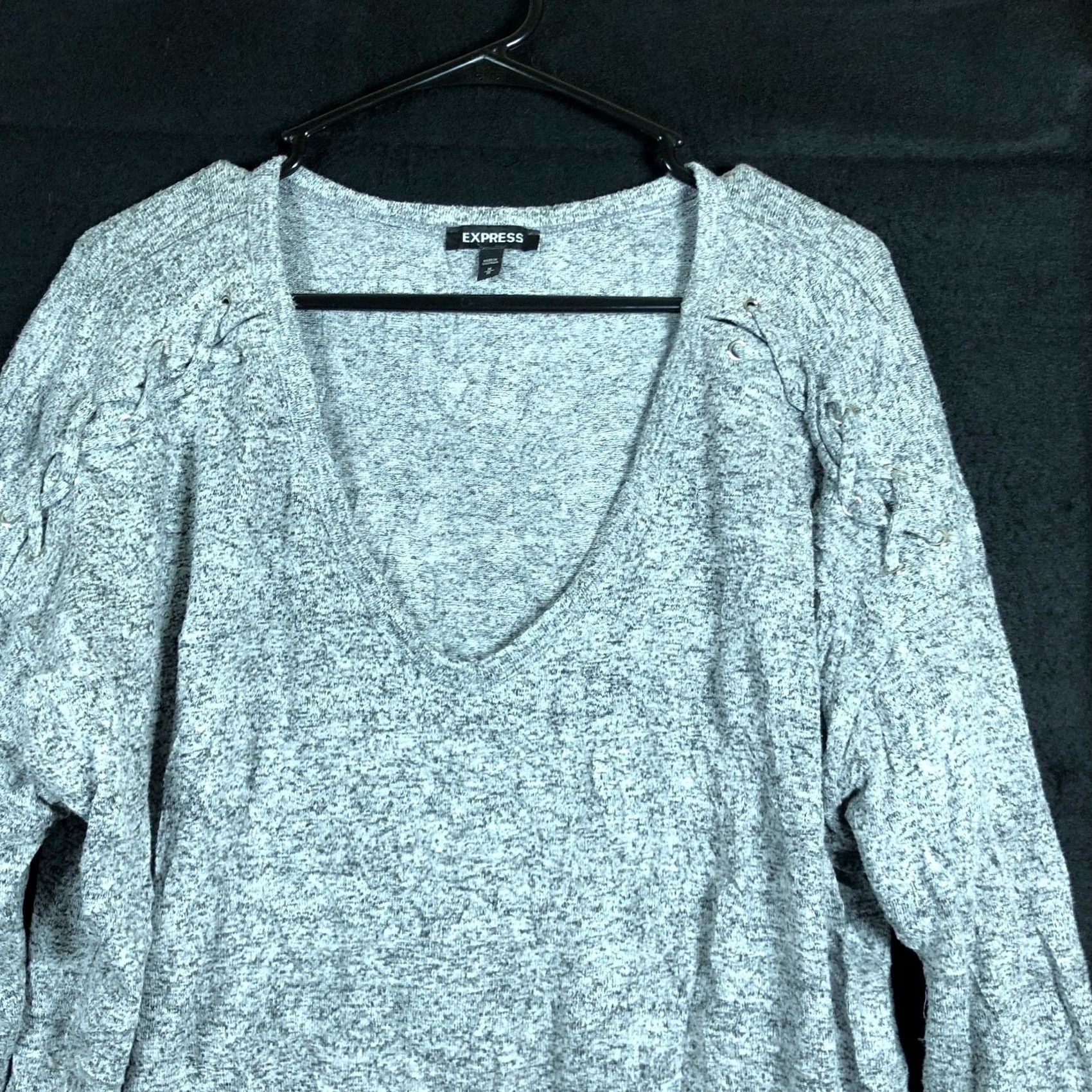 Express Express Womens Sweater Heathered Gray V Neck Criss Cross Shoulders Stretch M Size M / US 6-8 / IT 42-44 - 2 Thumbnail
