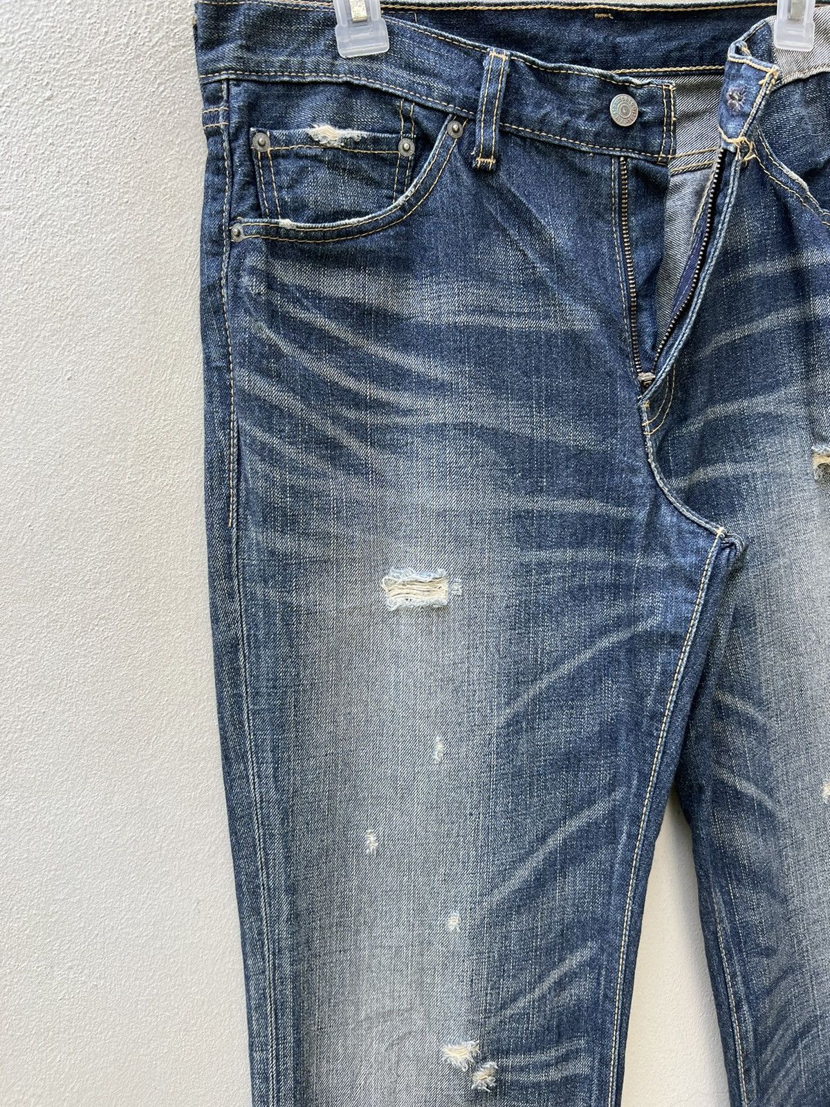 Levi's Vintage 2006 Levi’s 517 Distress Fade Denim Flap Flare Jeans Size US 34 / EU 50 - 8 Thumbnail