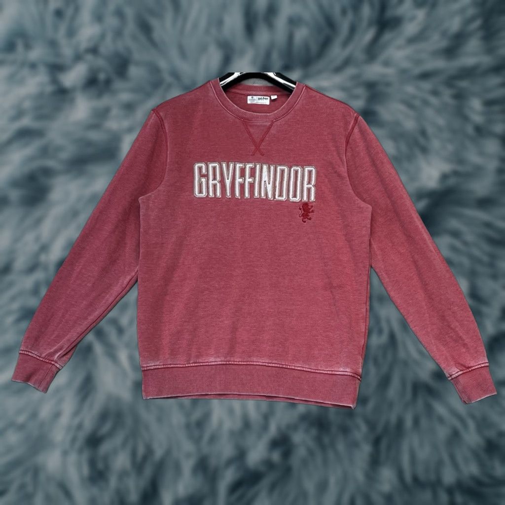 Vintage HARRY POTTER Gryffindor Sweatshirt Pullover Long Sleeve Red Size M Unisex Adults Regular Graphic Print Embroidered Logo Size M / US 6-8 / IT 42-44 - 1 Thumbnail