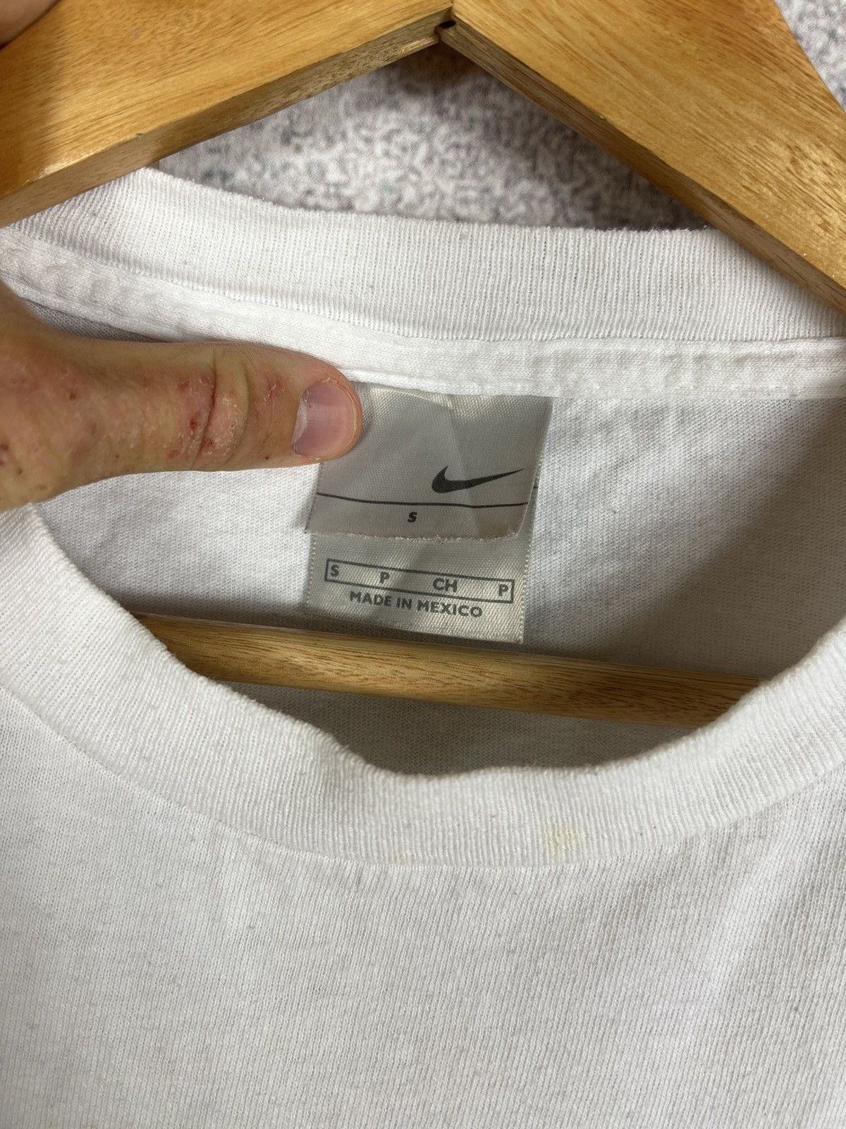 Nike Vintage Nike 90s Big Logo Swoosh Tee Size US S / EU 44-46 / 1 - 5 Thumbnail