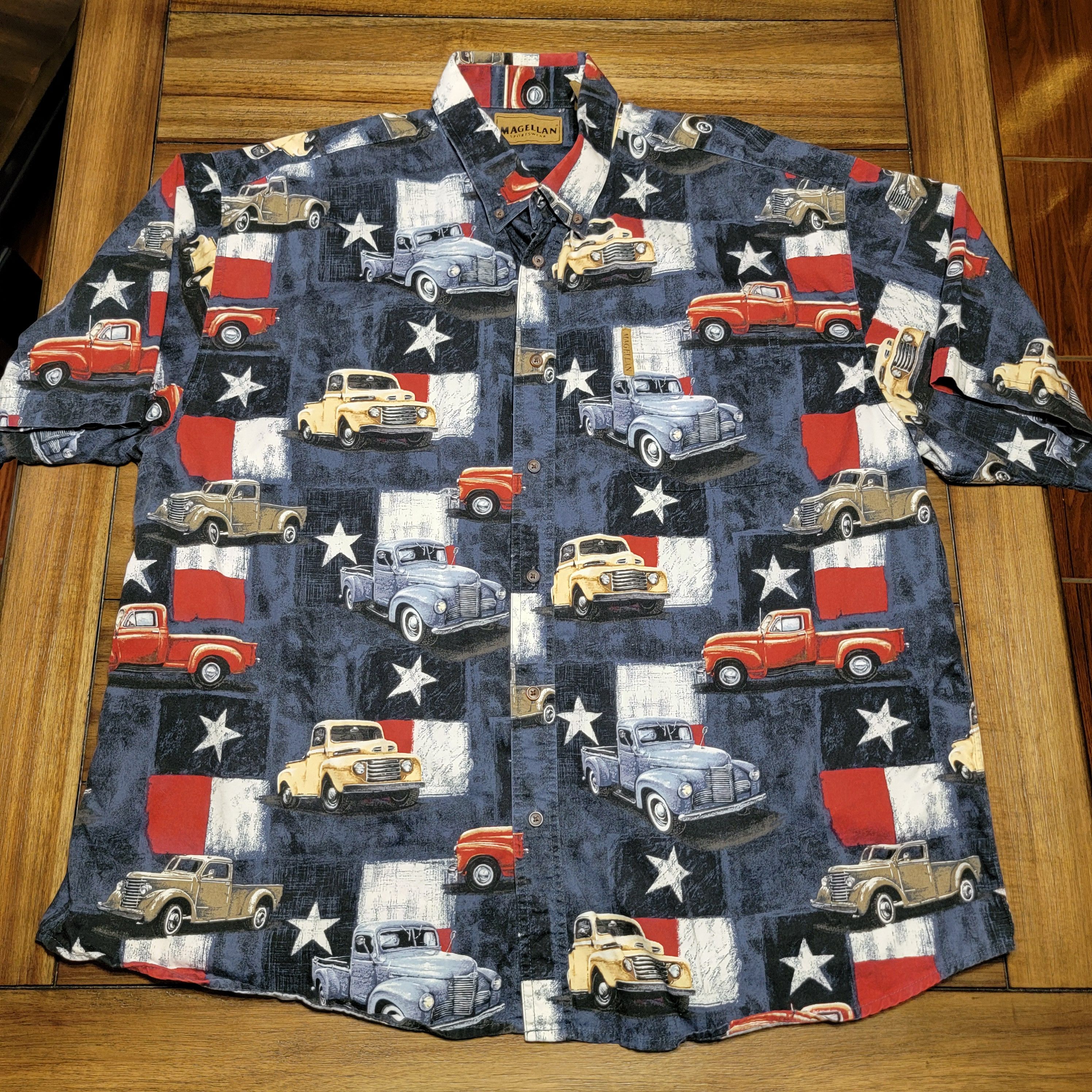 Other Magellan SS Shirt Texas Flag & Classic Trucks - Size XXL Size US XXL / EU 58 / 5 - 1 Thumbnail