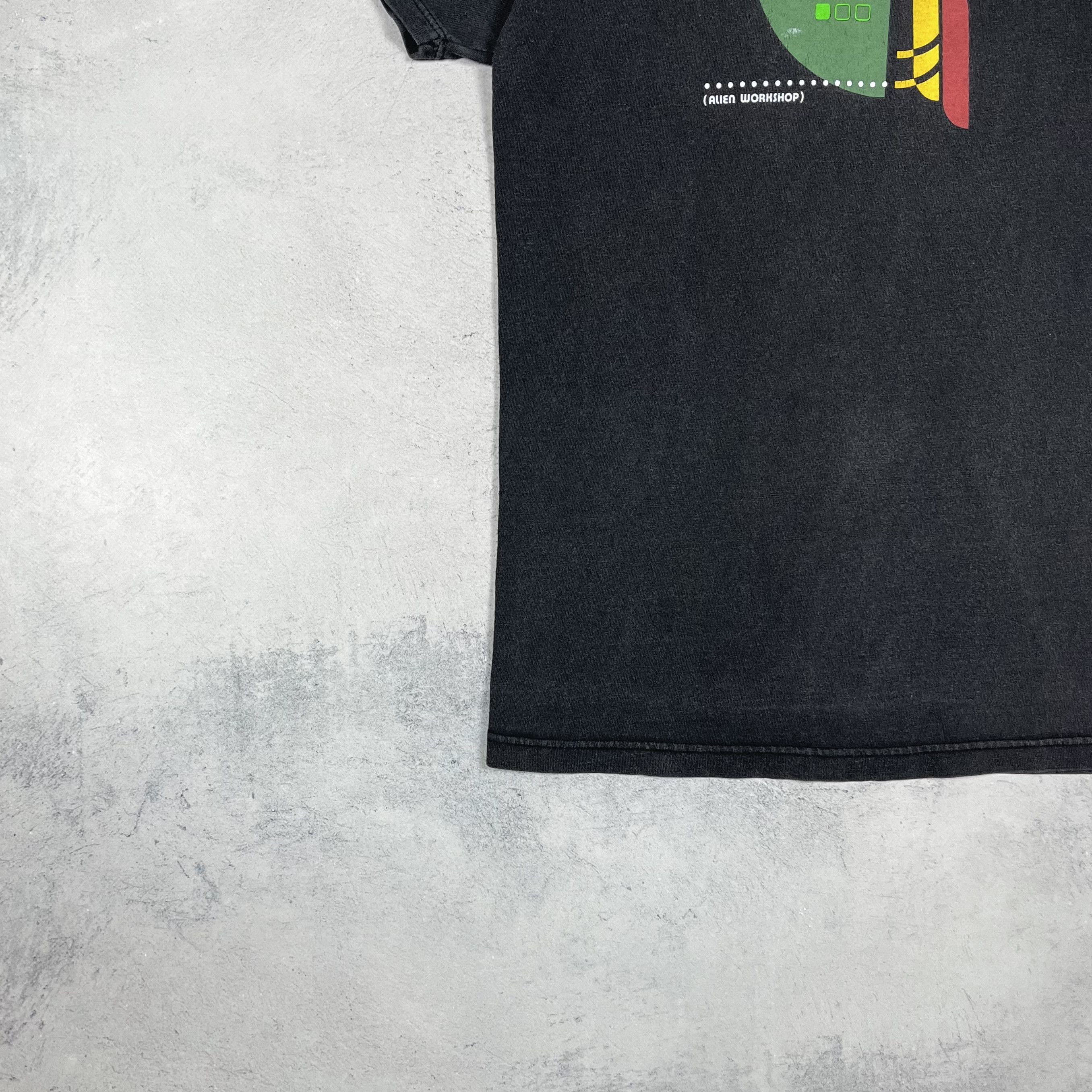 Alien Workshop Vintage Alien Workshop Rare Sunfaded T Shirt 90’s Size US S / EU 44-46 / 1 - 5 Thumbnail