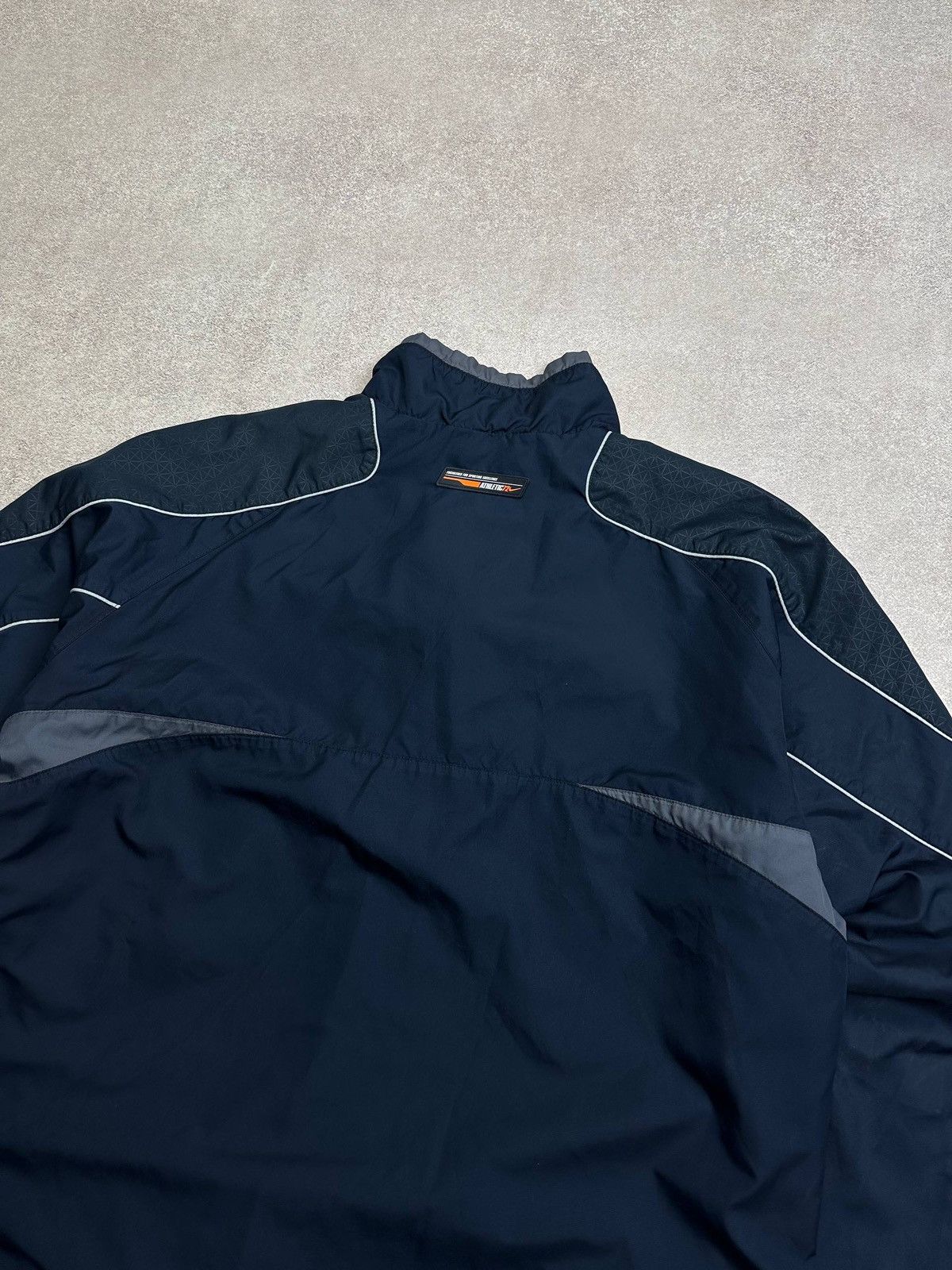 Nike Vintage Nike Tn Skepta Retro Nylon Jacket Rare L Size US L / EU 52-54 / 3 - 5 Thumbnail