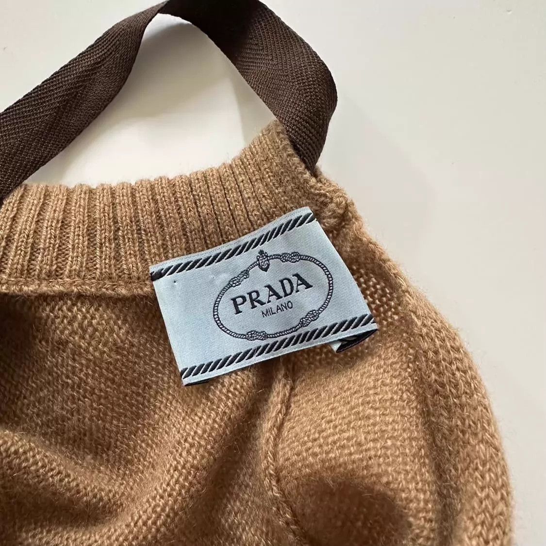 Prada Prada Vintage Cashmere Knit Sweater Back Tie Clean Size XS / US 0-2 / IT 36-38 - 4 Thumbnail