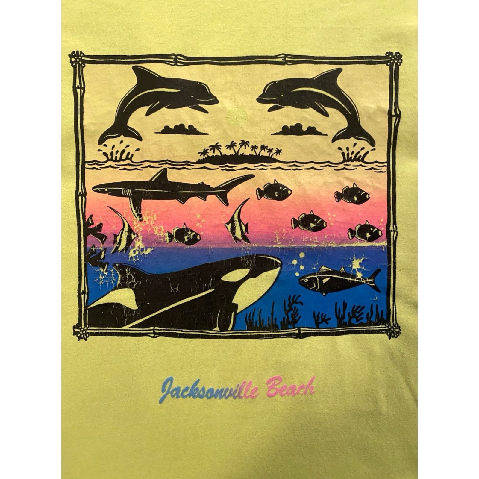 TEE JAYS VINTAGE Tee Jays 90s T-Shirt Dolphins Ocean Graphic Print Short Sleeve Crew Neck XL Yellow Mens Size US XL / EU 56 / 4 - 5 Thumbnail