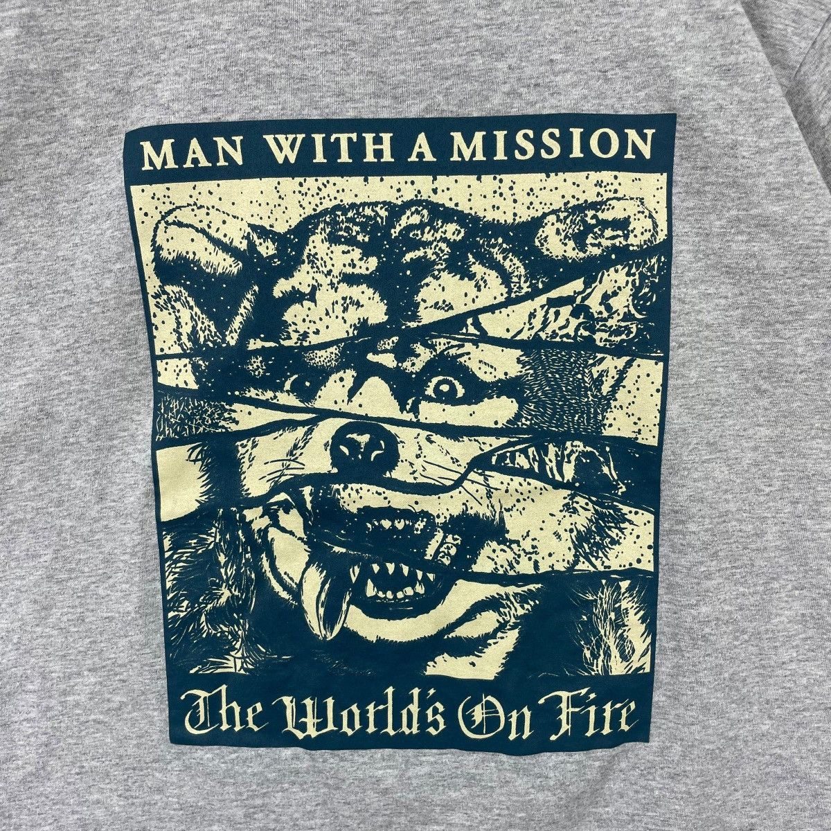 Band Tees The World's On Fire Man With a Mission Album Tour Band Shirt Size US M / EU 48-50 / 2 - 3 Thumbnail