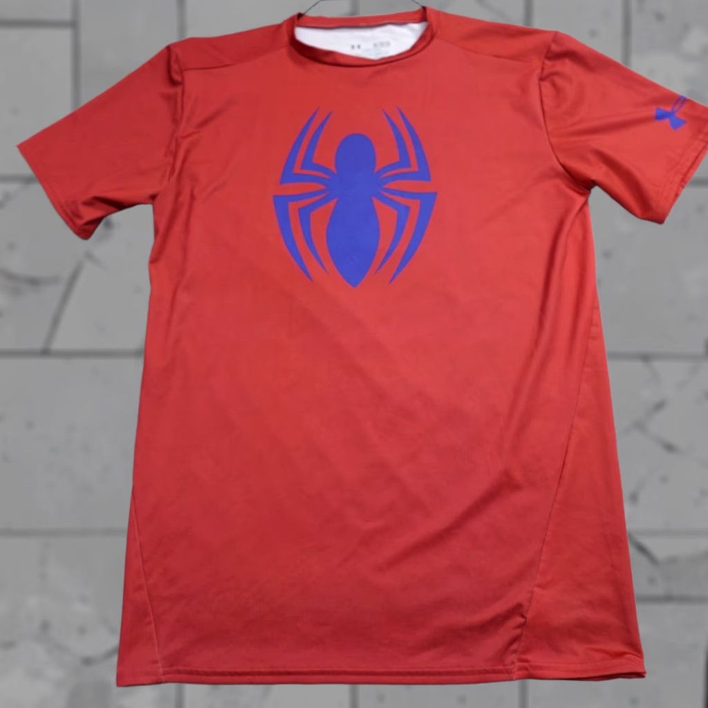 Under Armour Under Armour Spider-Man Shirt XL Red Double-Sided Short Sleeve Crew Neck Pullover Activewear T-Shirt Men Size US XL / EU 56 / 4 - 1 Thumbnail