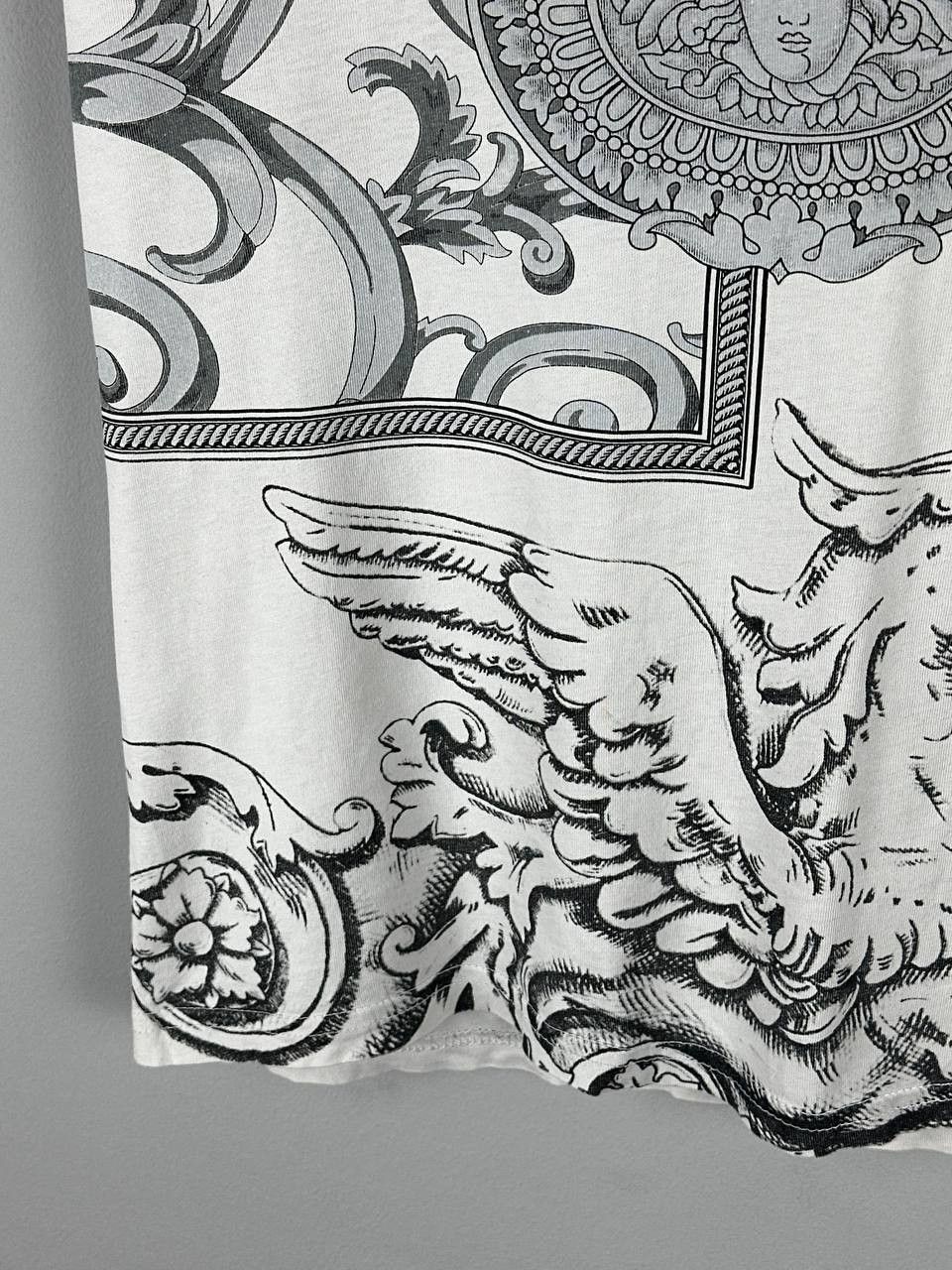 Versace Luxury Versace Medusa Logo Printed T Shirt Size US S / EU 44-46 / 1 - 9 Thumbnail