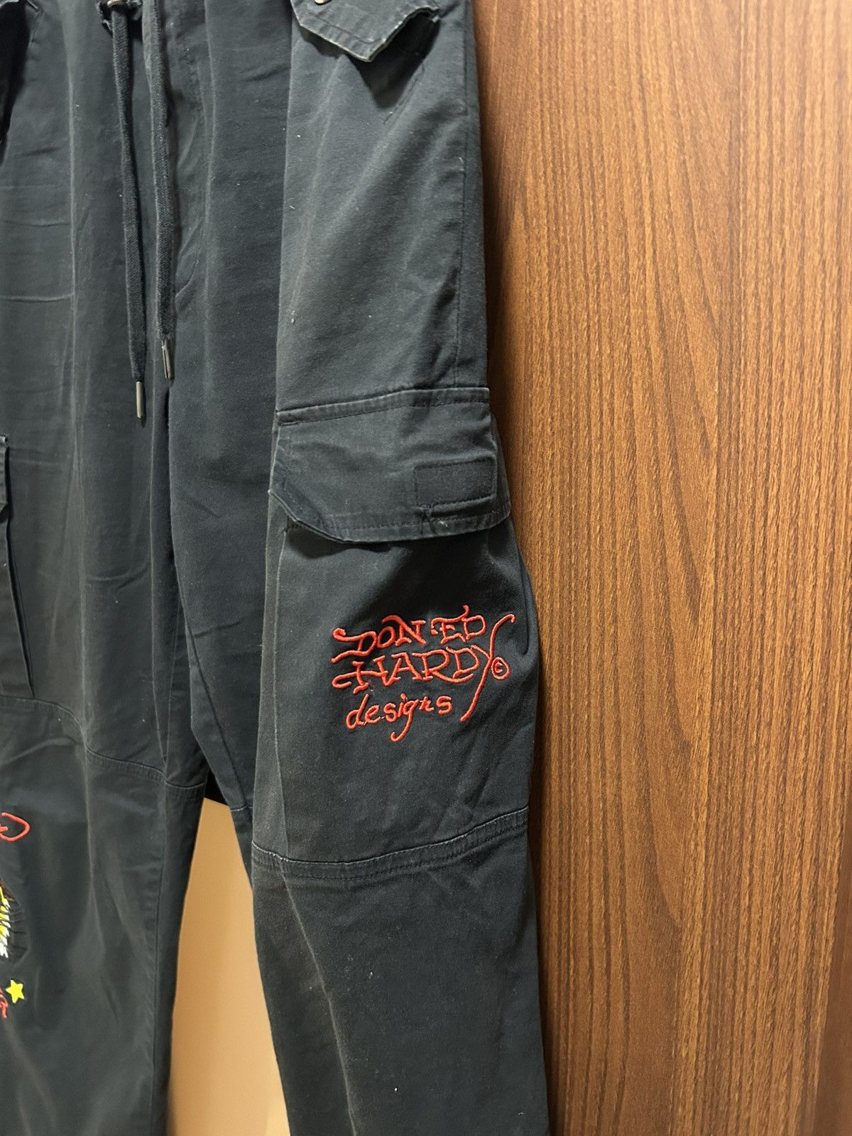 Ed Hardy vintage 2000’s Ed Hardy Roar Tiger Cargo Pants retro Y2K Size US 34 / EU 50 - 2 Thumbnail