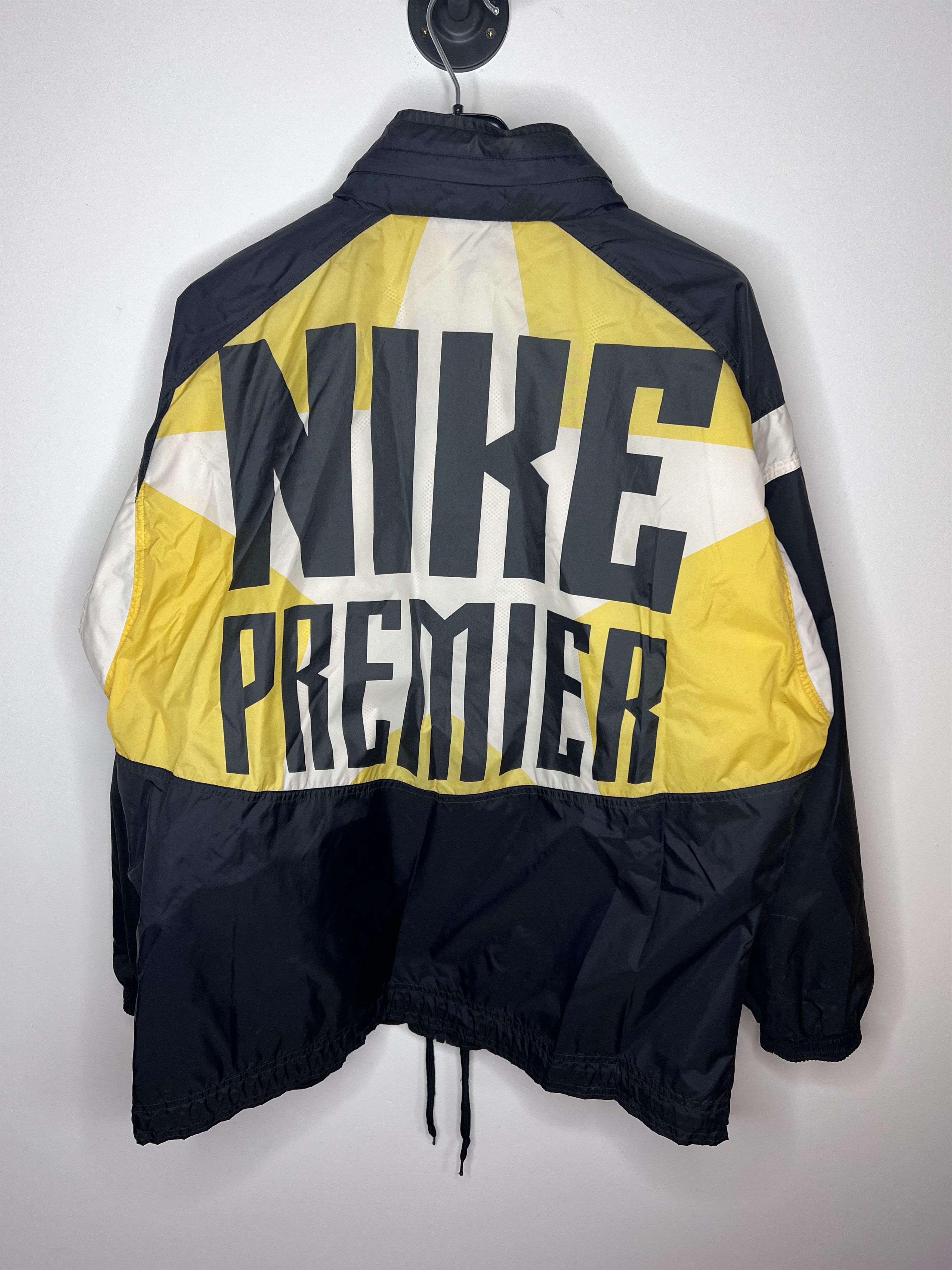 Adidas BORUSSIA DORTMUND 1994-95 NIKE PREMIER RAIN JACKET FOOTBALL Size US M / EU 48-50 / 2 - 2 Thumbnail