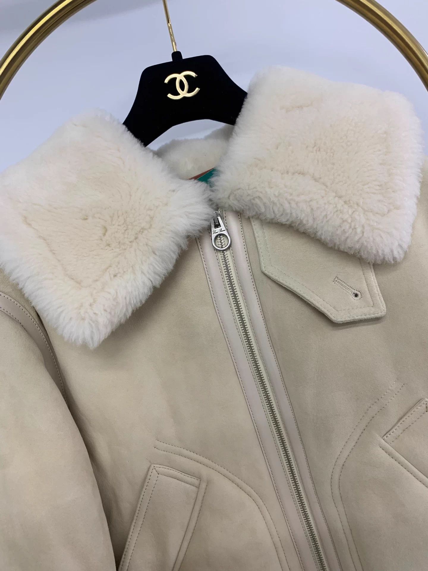 Loro Piana Loro Piana Beige Shearling Coat S New With Tags Size S / US 4 / IT 40 - 2 Thumbnail