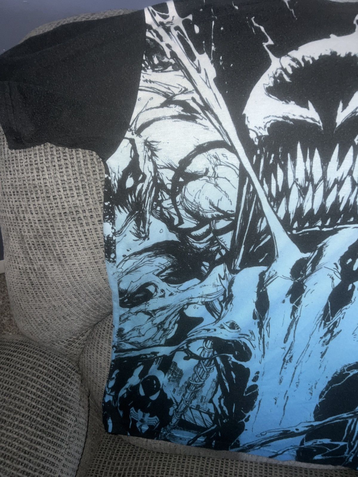 Marvel Comics Venom Claw-Rip All-Over Tee Size US L / EU 52-54 / 3 - 3 Thumbnail