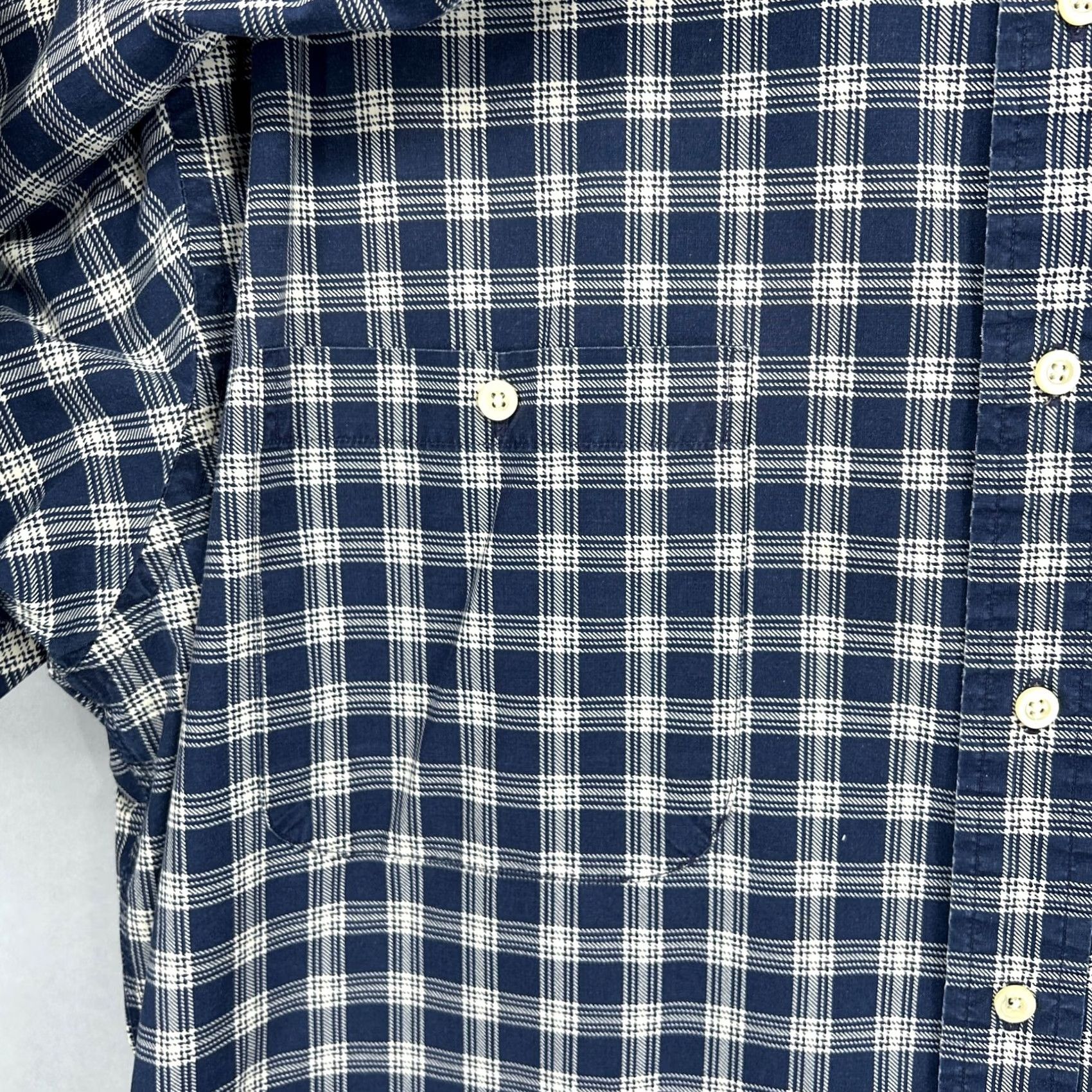 Tommy Hilfiger VINTAGE Tommy Hilfiger Shirt Mens XL Navy Plaid Tartan Button Up Crest 90s Size US XL / EU 56 / 4 - 4 Thumbnail