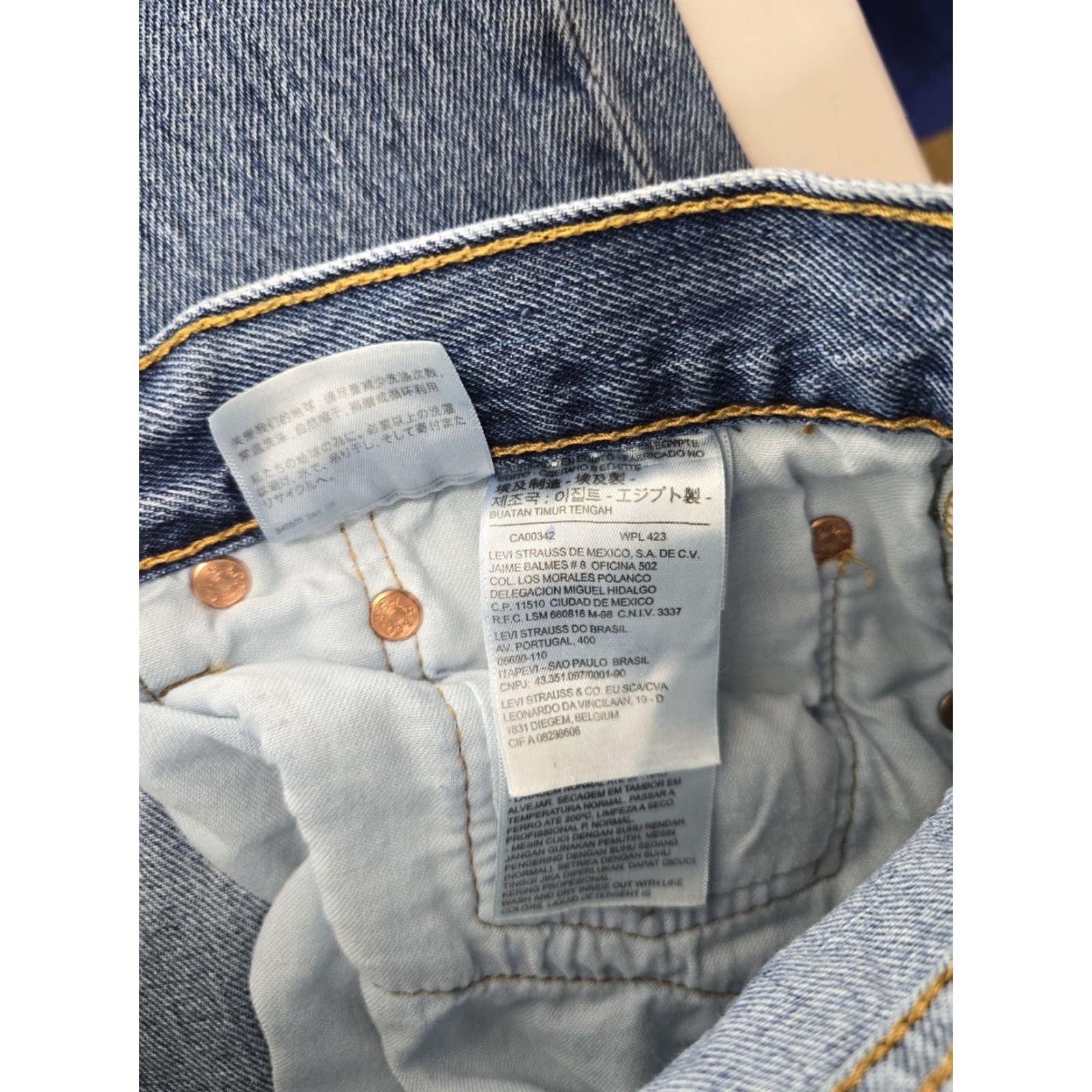 Levi's Levi's 501 Original Fit Straight Leg Jeans - 100% Cotton - Size 38x32 - Blue - Men - Denim - Five Pocket - Regular Fit Size US 38 / EU 54 - 5 Thumbnail