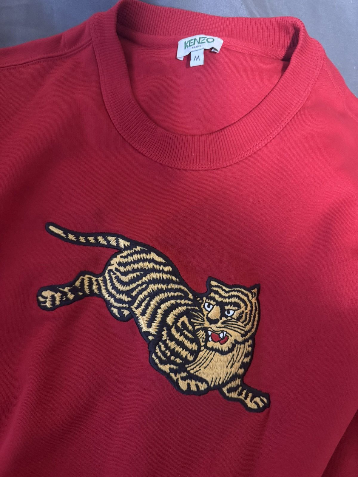 Kenzo Kenzo Tiger Red Crewneck Size US M / EU 48-50 / 2 - 6 Thumbnail