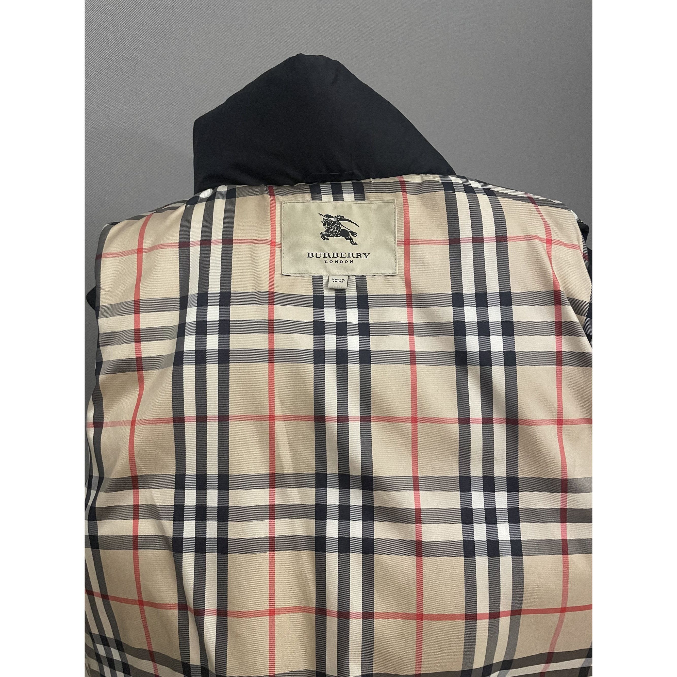 Burberry Burberry Black Quilted Down Puffer Vest With High Collar & Z Size S / US 4 / IT 40 - 8 Thumbnail