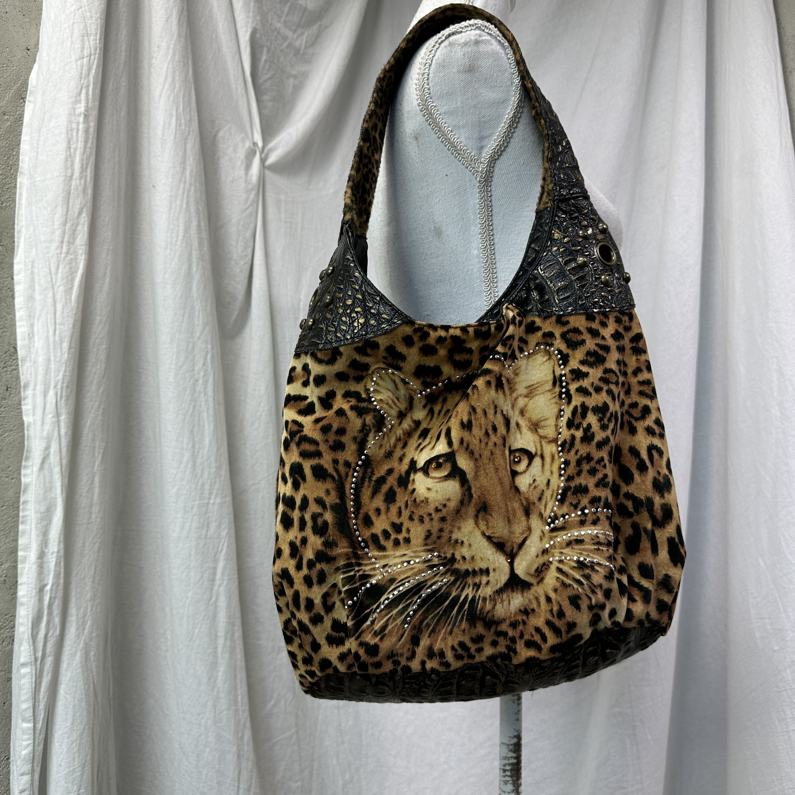 Vintage Vintage Avant Garde Cheetah Hobo Bag 00s Size ONE SIZE - 5 Thumbnail