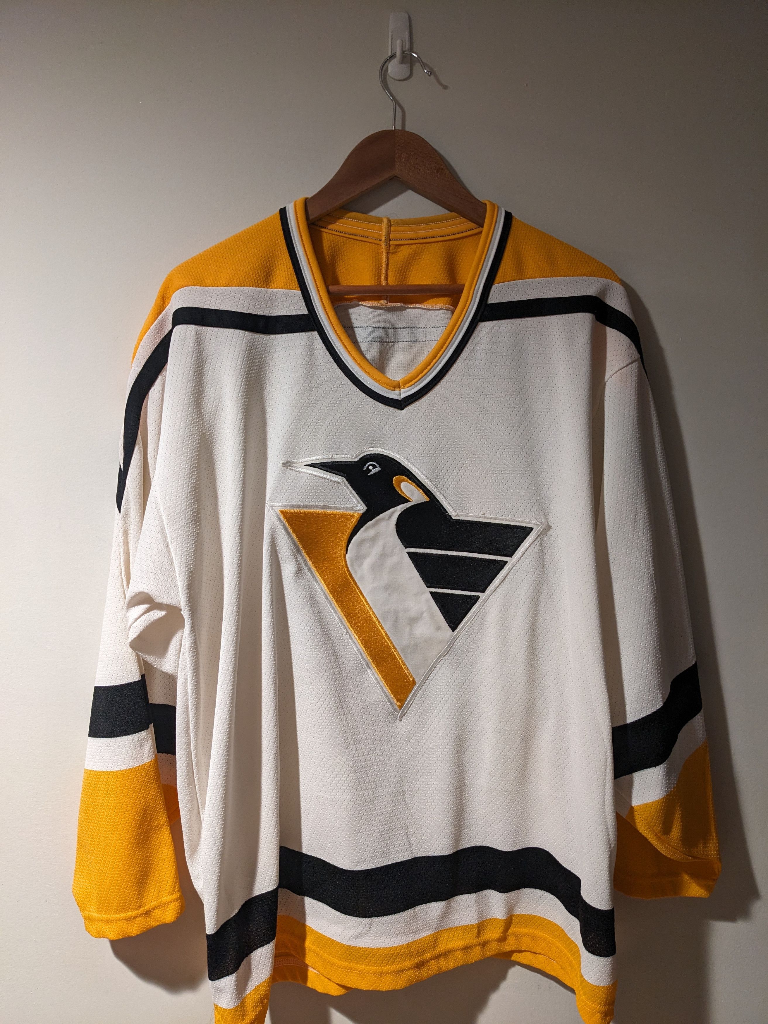 NHL Vintage 90s Pittsburgh Penguins Large NHL Hockey Jersey Size US L / EU 52-54 / 3 - 1 Thumbnail
