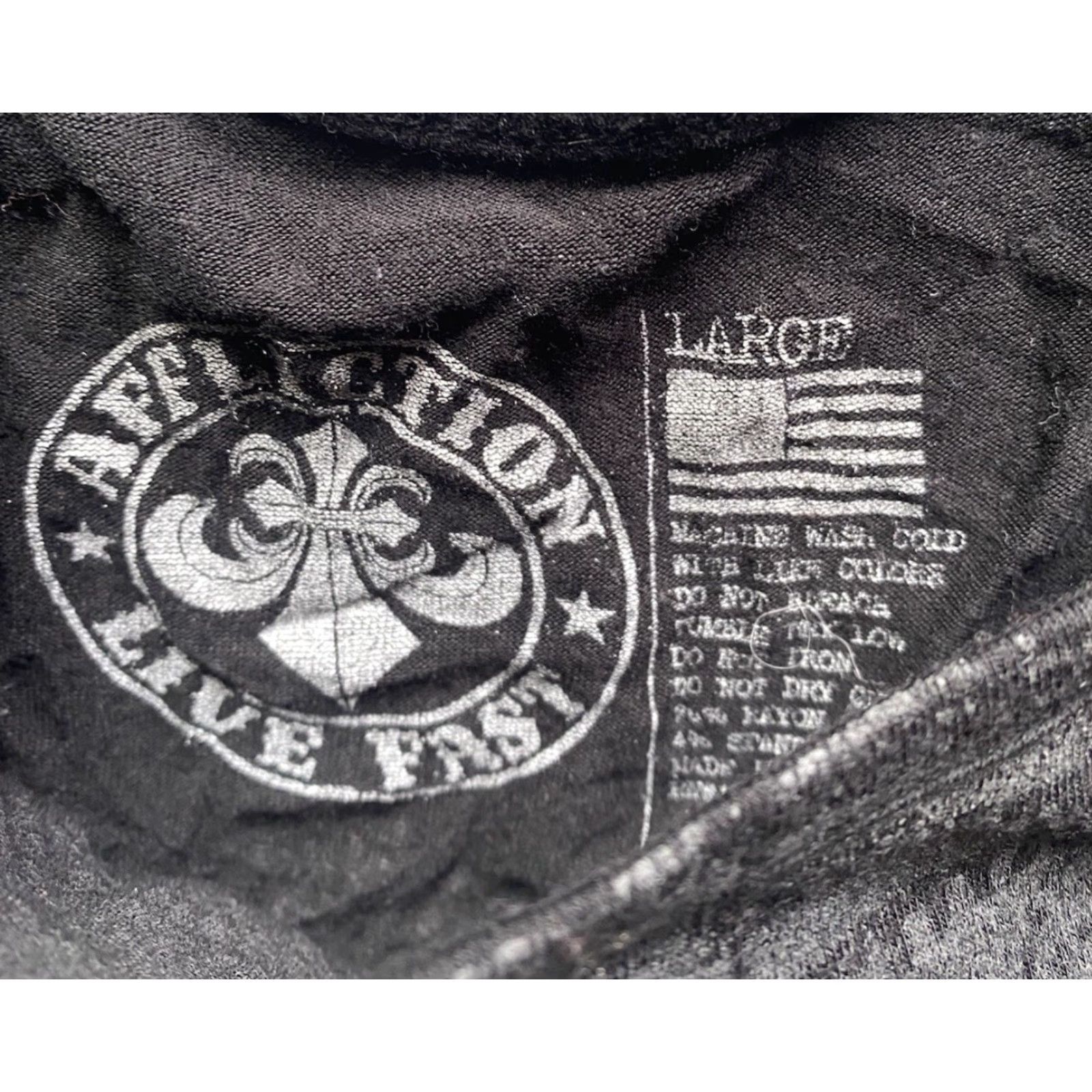 Affliction VINTAGE Affliction Live Fast WOMENS Blouse Off Shoulder Tank Shirt Black L Womens Dark Hearts Cross Rhinestone Contour Fleur-de-lis 90s / 2000s Size L / US 10 / IT 46 - 7 Thumbnail