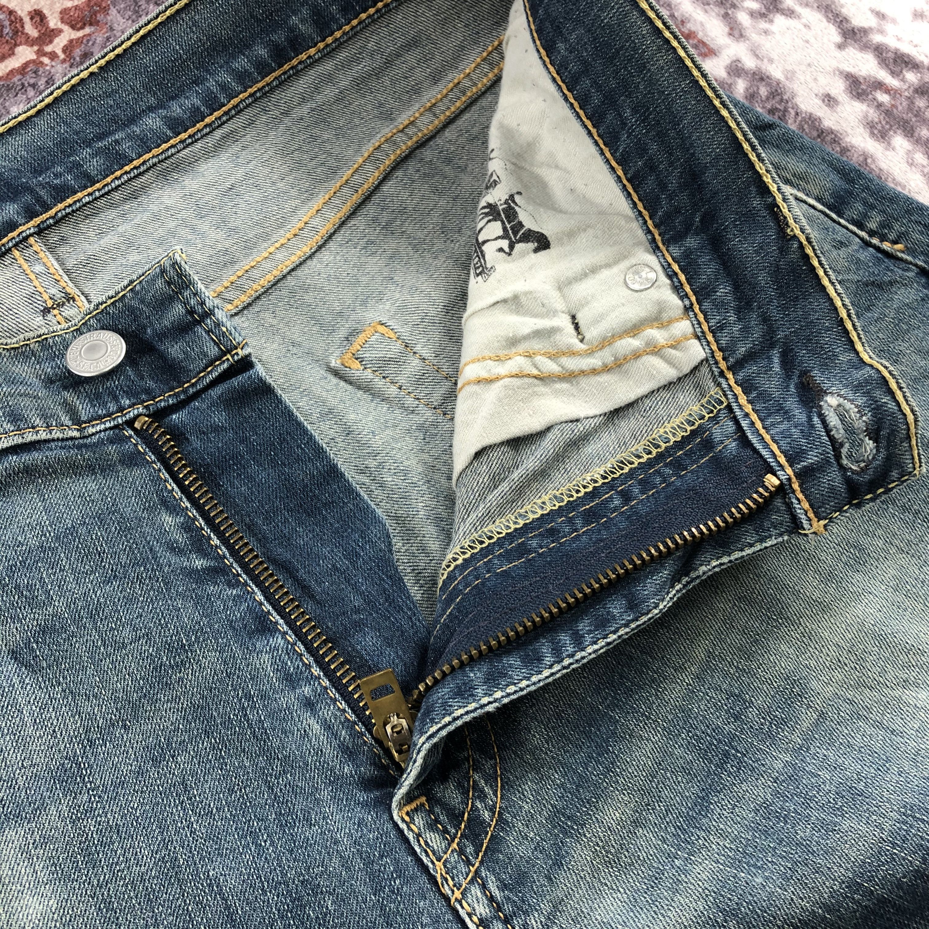 Levi's × Vintage Vintage Blue Wash Levis Jeans-JM2579 Size US 33 - 9 Thumbnail