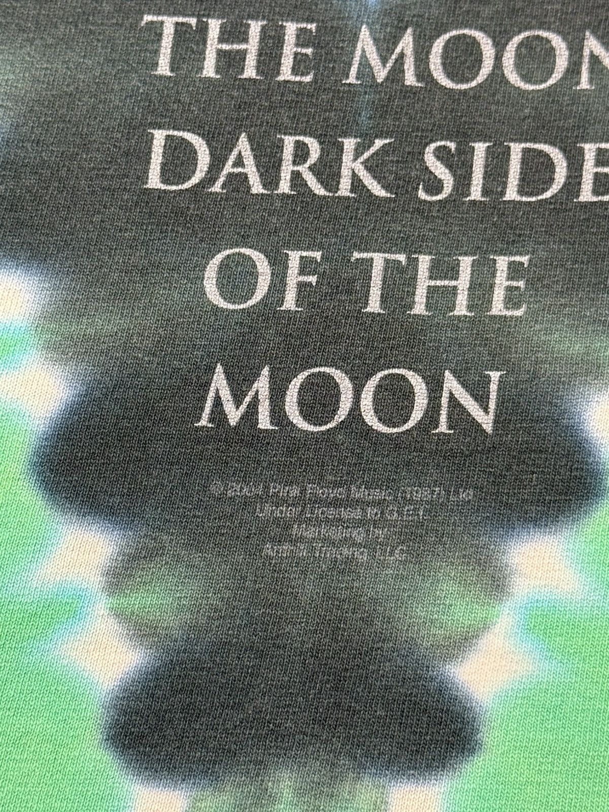 Pink Floyd Liquid Blue 2004 Pink Floyd Dark Side Of The Moon T-Shirt Size US M / EU 48-50 / 2 - 7 Thumbnail