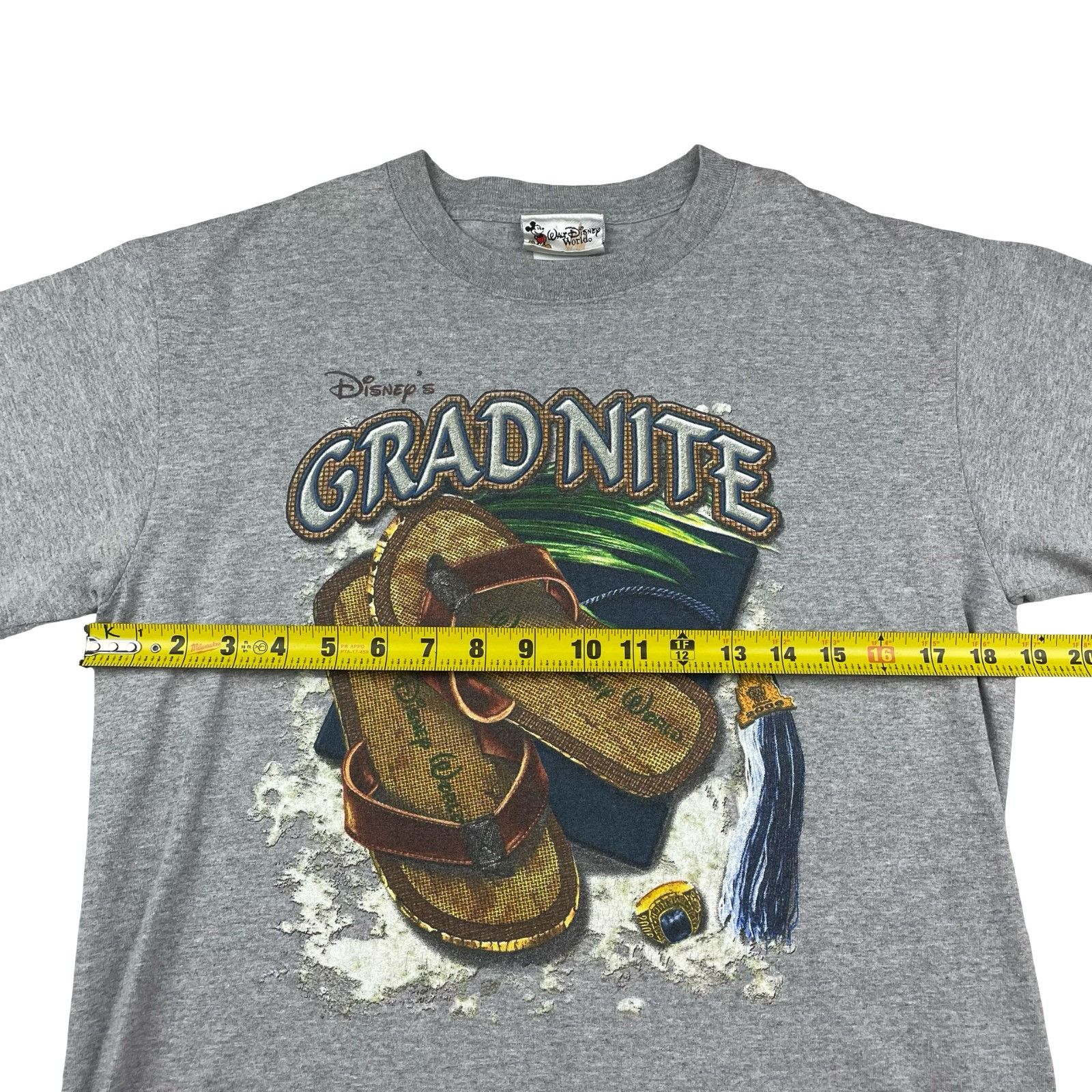 Disney 2006 Walt Disney World Grad Night S/S Crewneck T-Shirt Gray Size US M / EU 48-50 / 2 - 6 Thumbnail