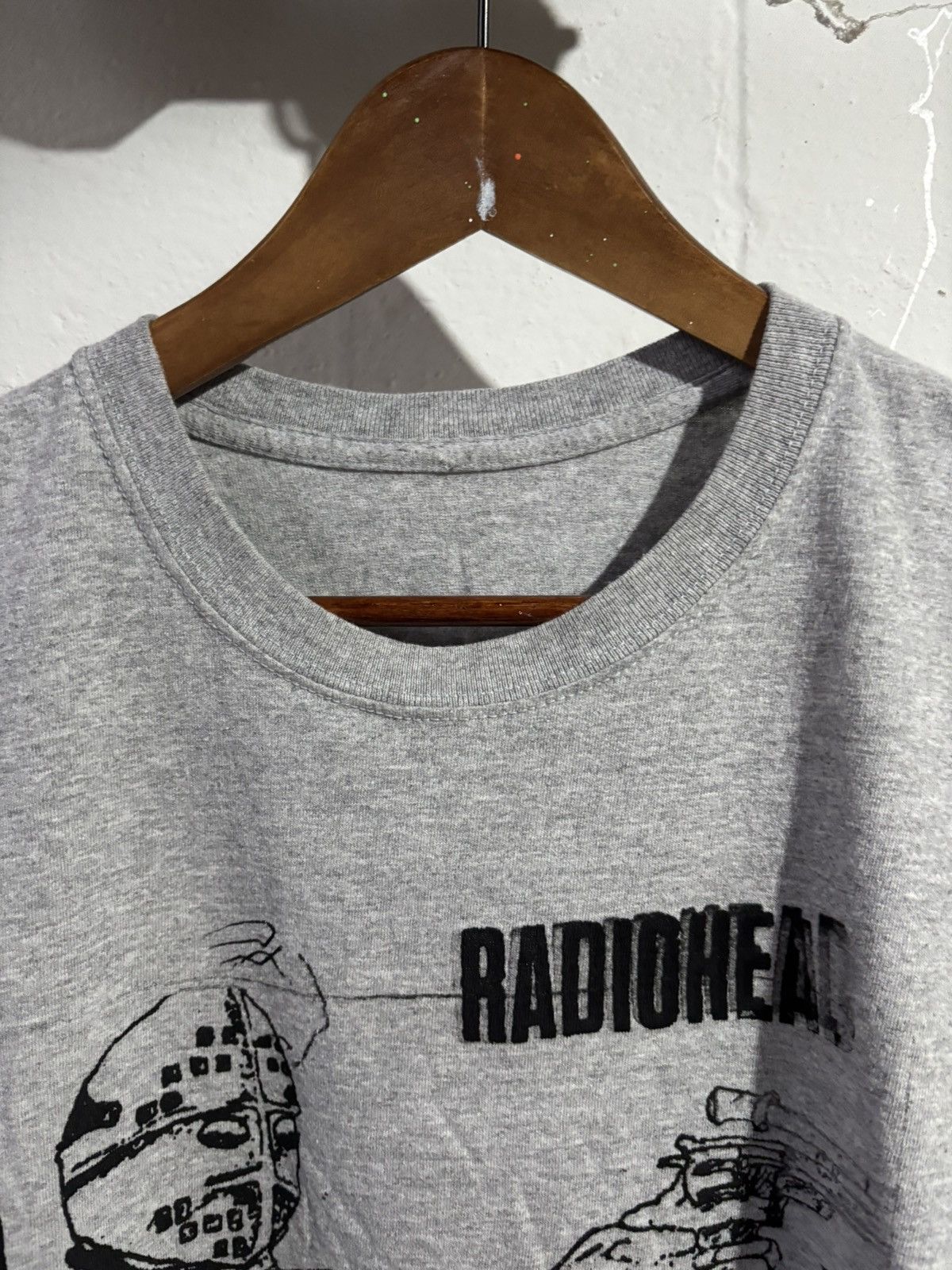 Band Tees × Other Radiohead x mad max tee Size US XL / EU 56 / 4 - 3 Thumbnail