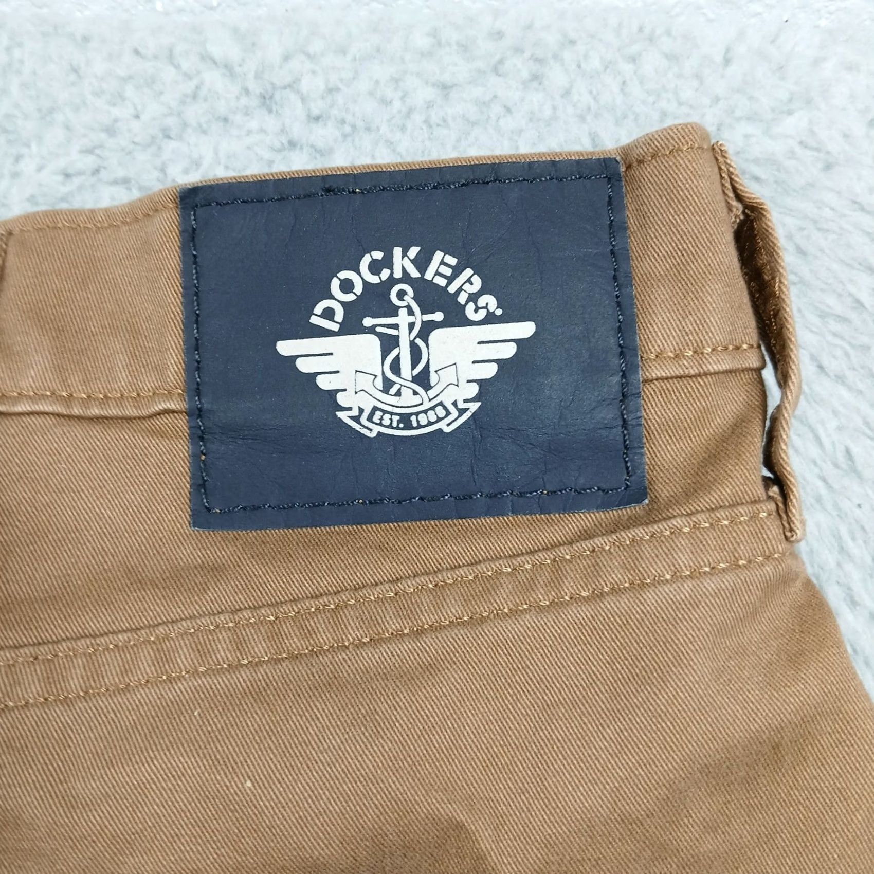 Dockers Dockers Jeans Straight Fit Pants Mens 40x30 Brown All Seasons Tech NWT Signature Khaki 5-Pocket Casual Business Travel Regular Front Flat Old? Size US 40 / EU 56 - 4 Thumbnail