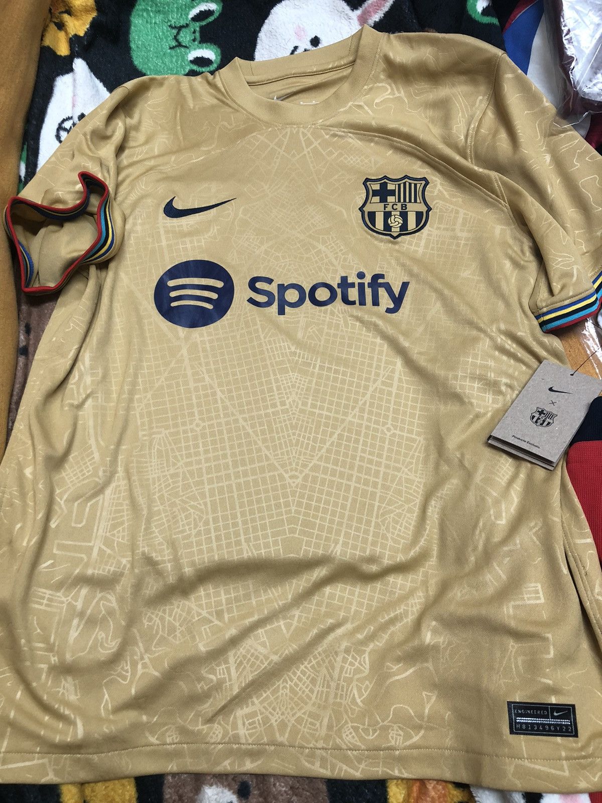 Nike Barcelona 22/23 away shirt #9 Lewandowski (Bnwt) Size US M / EU 48-50 / 2 - 1 Thumbnail