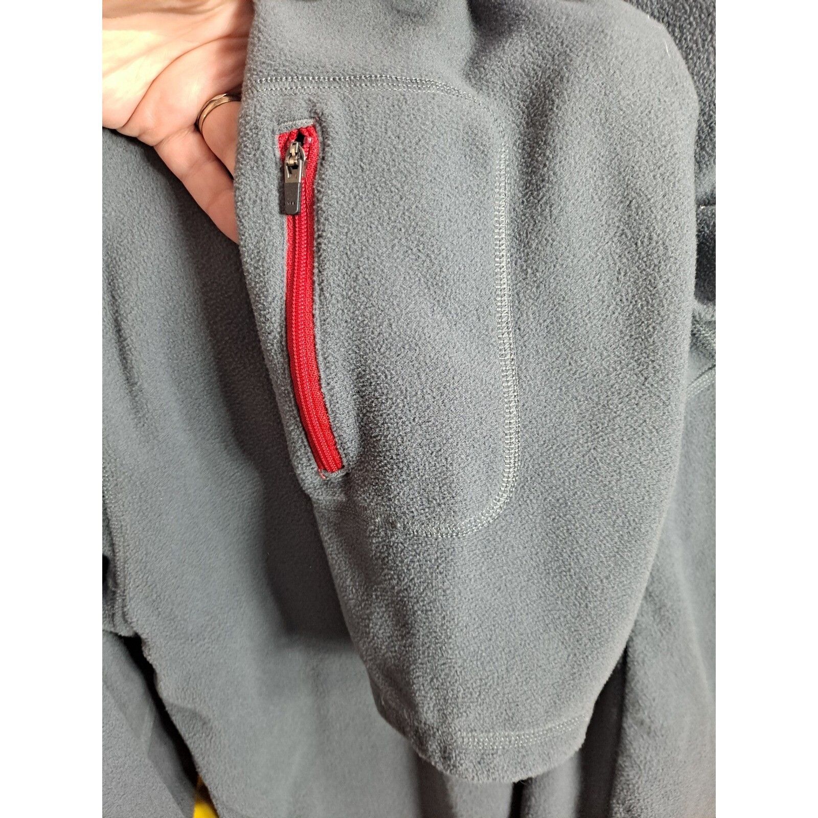 The North Face The North Face Fleece Pullover 1/4 Zip Lightweight Gray Mens Size US L / EU 52-54 / 3 - 7 Thumbnail
