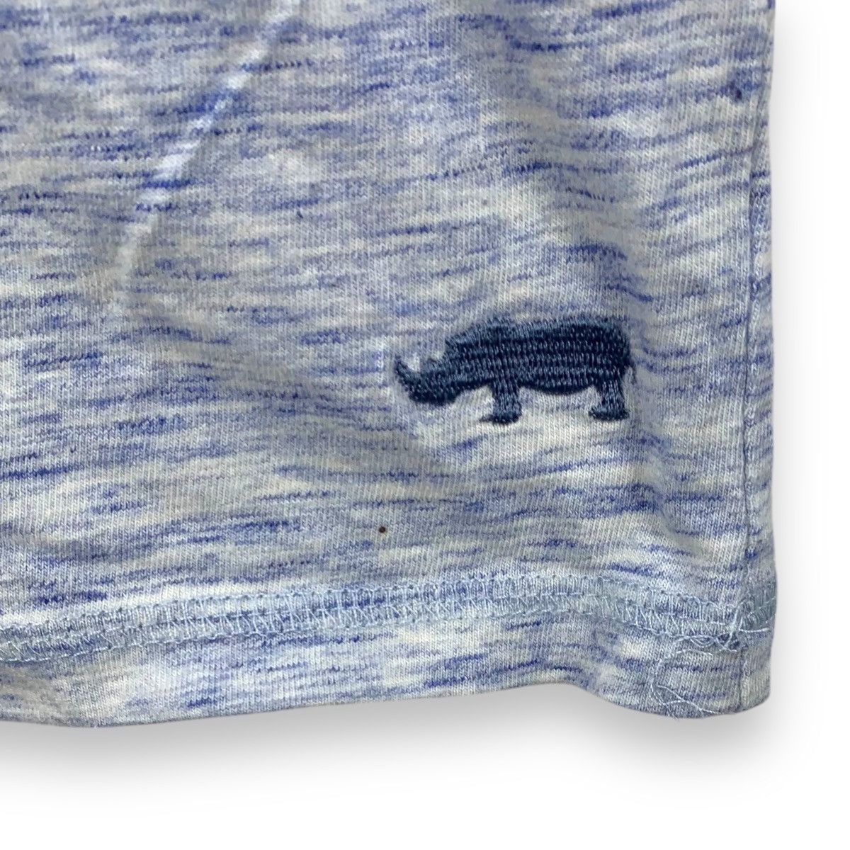 Vintage MONSIEUR NICOLE VITAL Collection Hippo V Neck Tee Shirt Size US S / EU 44-46 / 1 - 3 Thumbnail