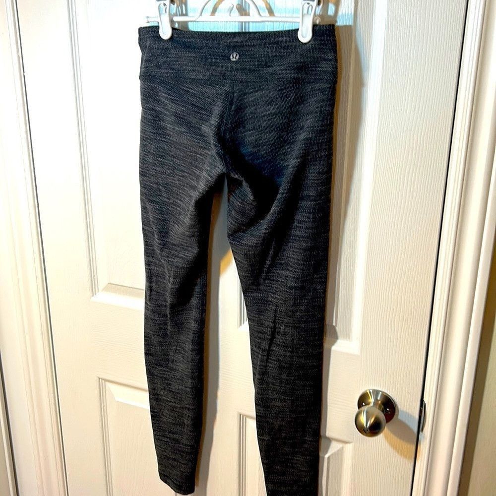 Lululemon Size 4 wunder under lululemon pants Size 27" / US 4 / IT 40 - 1 Thumbnail