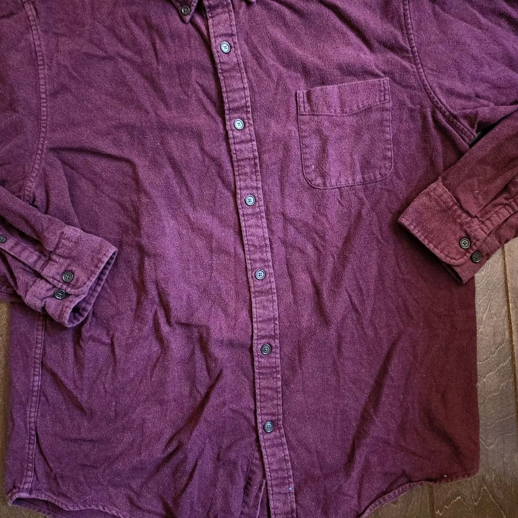 Lands' End Lands' End Men Burgundy Pocket Button-Up Shirt - Size L Regular Fit Long Sleeve Collared Cotton Button Closure N/A Size US L / EU 52-54 / 3 - 4 Thumbnail