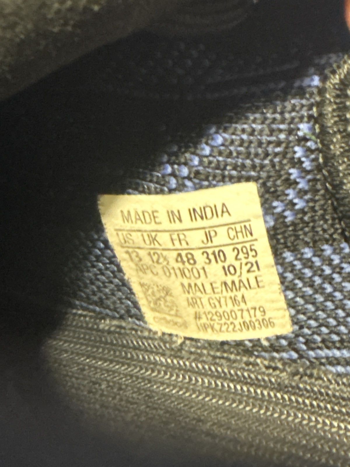 Other Yeezy 350 dazzling blue Size US 13 / EU 46 - 7 Thumbnail