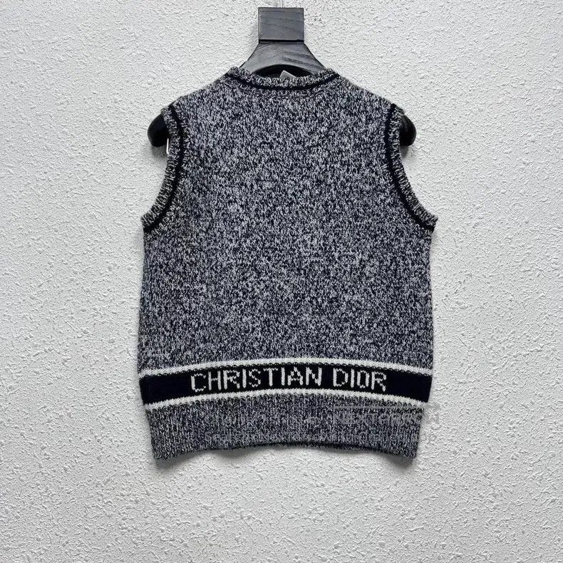 Dior Dior Women's Gray Wool Pullover Sweater 0089. Size XS / US 0-2 / IT 36-38 - 2 Thumbnail