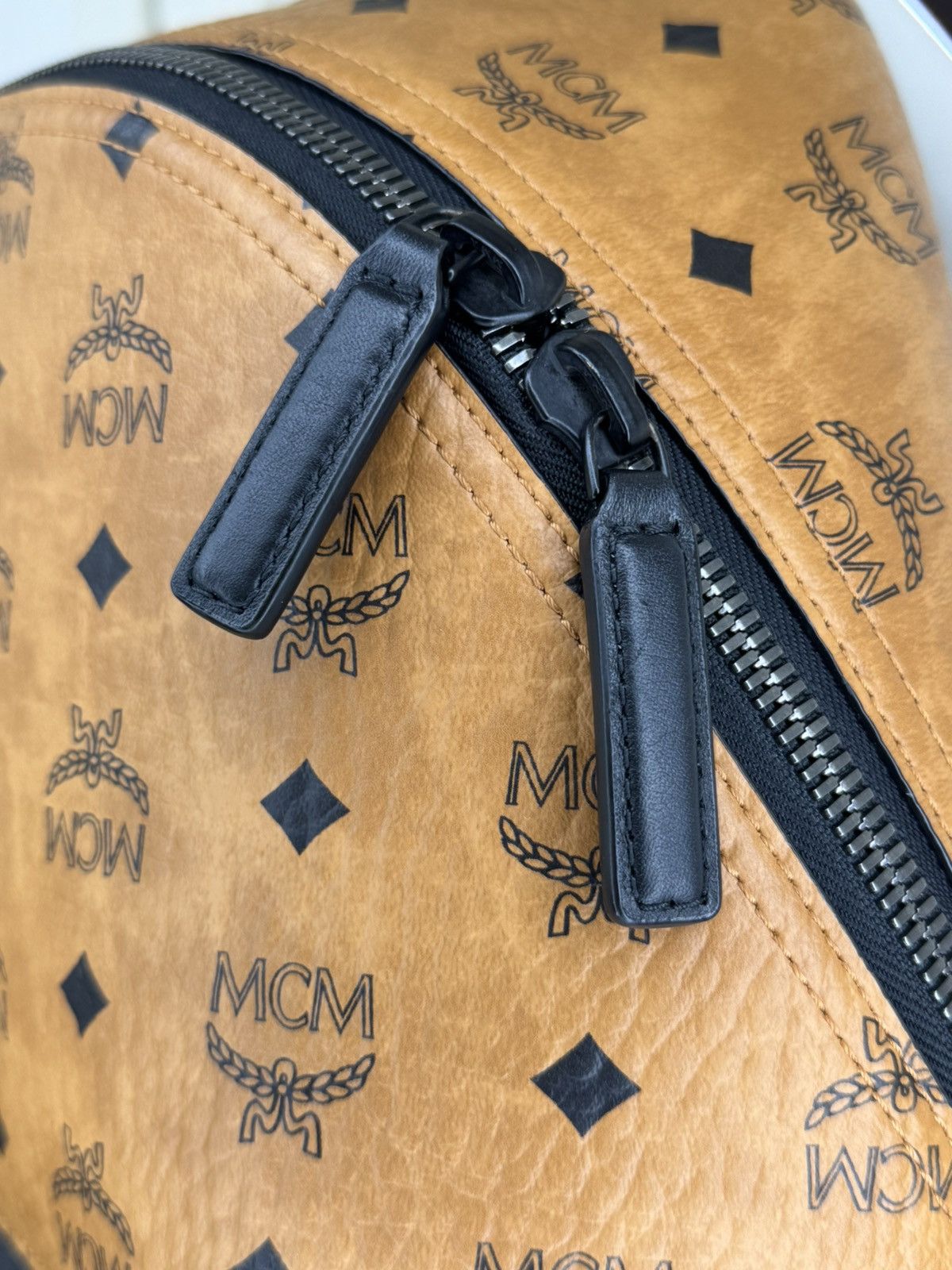 MCM MCM Backpack Cognac/Black Size 38 - 4 Thumbnail