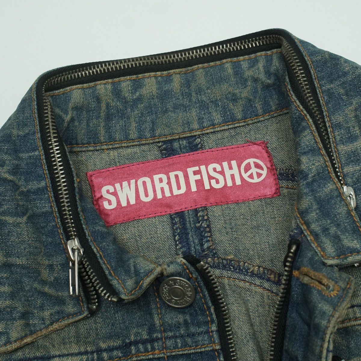 Le Grande Bleu (L.G.B.) *NoTariff Swordfish Multipocket Crop Denim Jacket Size S / US 4 / IT 40 - 4 Thumbnail