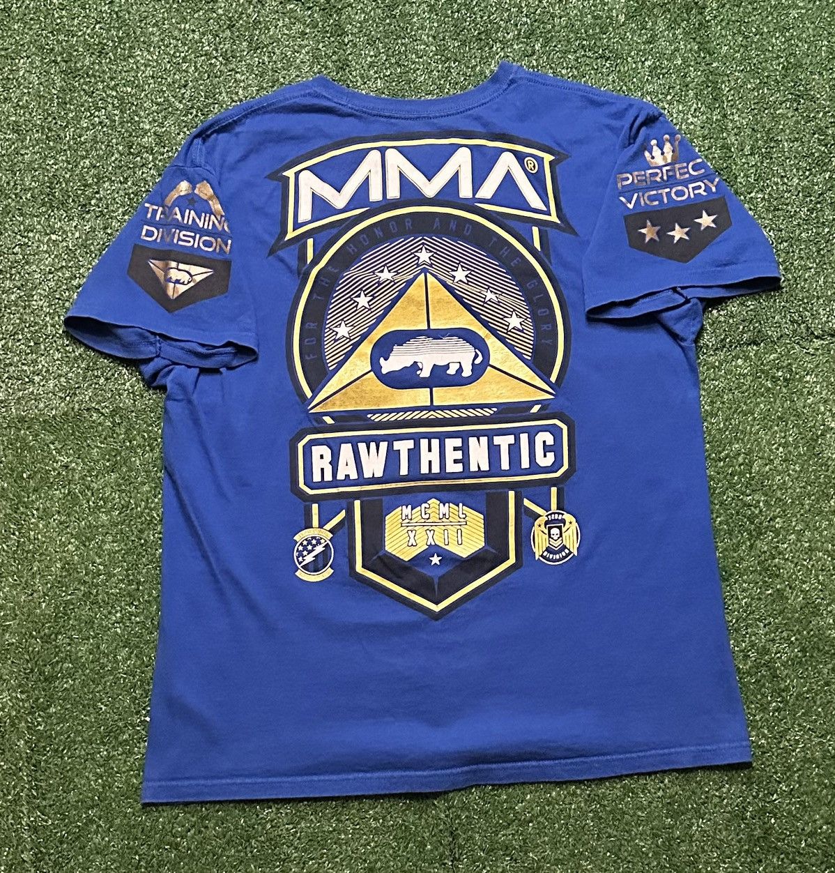 Ecko Unltd. Vintage Y2K Ecko UNLTD MMA Fighting Shirt Size L Size US L / EU 52-54 / 3 - 1 Thumbnail