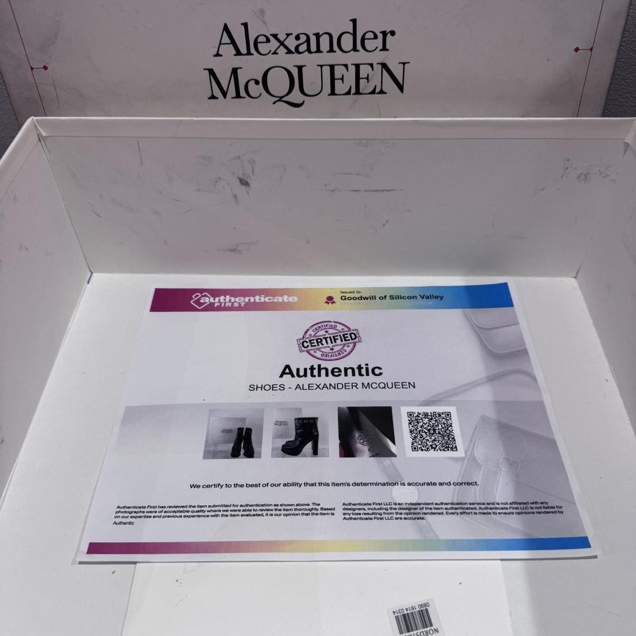 Alexander McQueen Alexander Mcqueen Eyelet Detailed Platform Boots Size US 9.5 / IT 39.5 - 4 Thumbnail