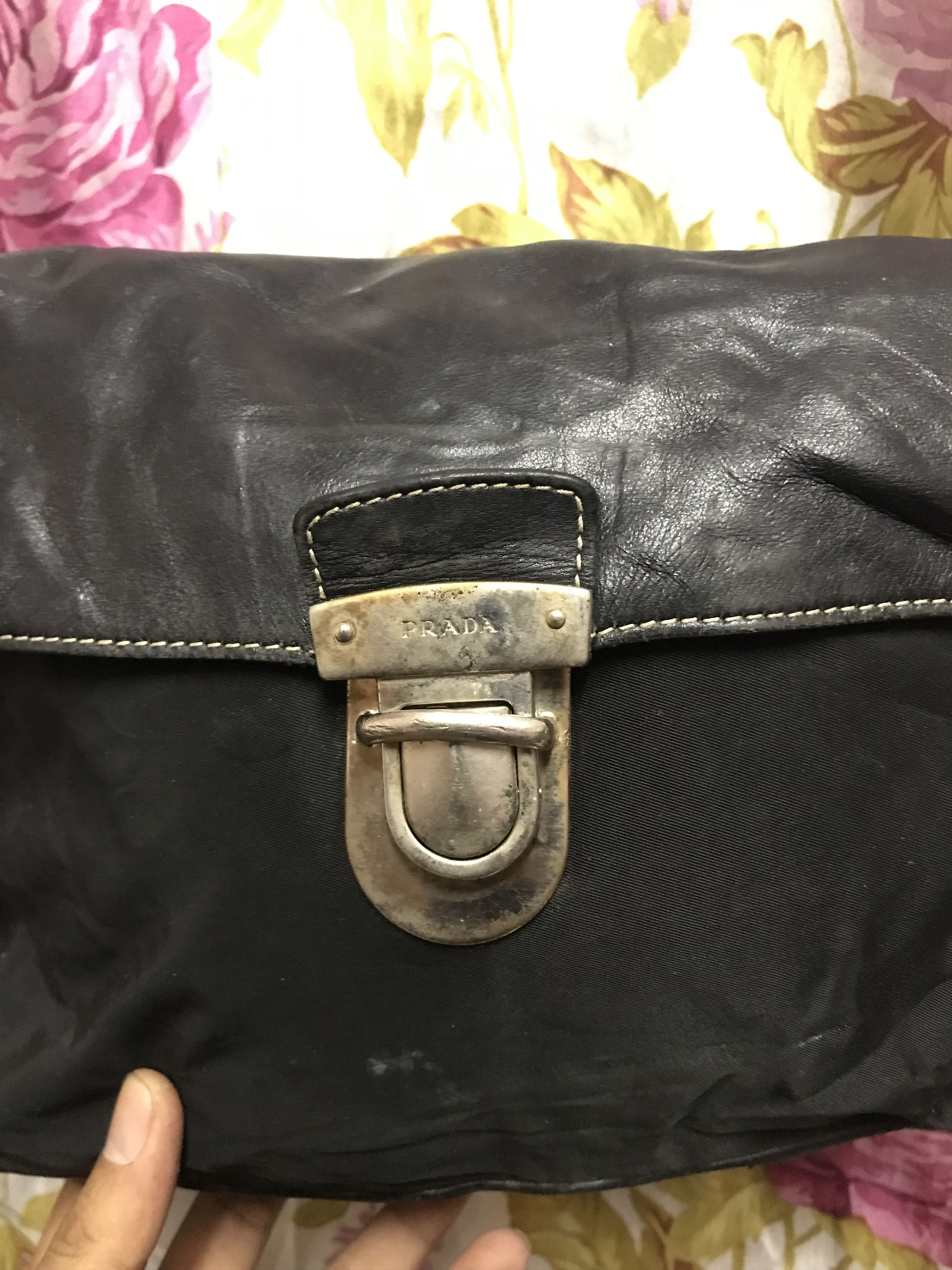Prada Authentic Prada Glace Calf Leather Shoulder Size ONE SIZE - 9 Thumbnail
