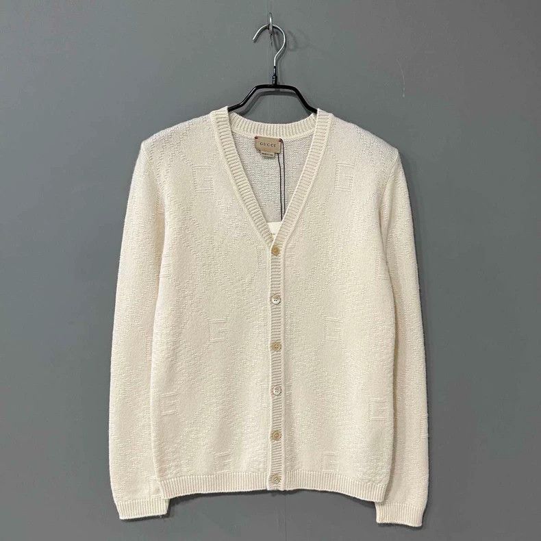 Gucci Gucci Size 12 Dark-patterned full-print cashmere cardigan Size S / US 4 / IT 40 - 1 Thumbnail