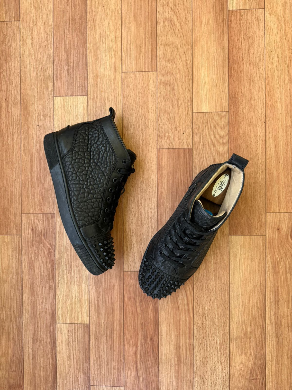 Christian Louboutin Christian louboutin black Matte spikes Sneakers Size US 7 / EU 40 - 2 Thumbnail