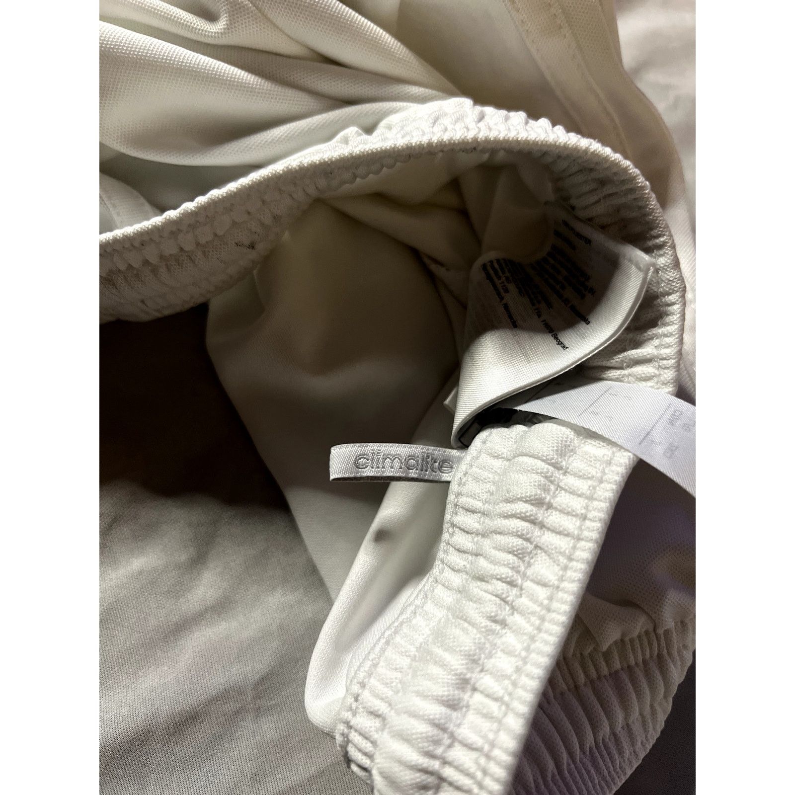 Adidas Adidas White Athletic Shorts Size Large - RN 88387 clean Size US 36 / EU 52 - 8 Thumbnail