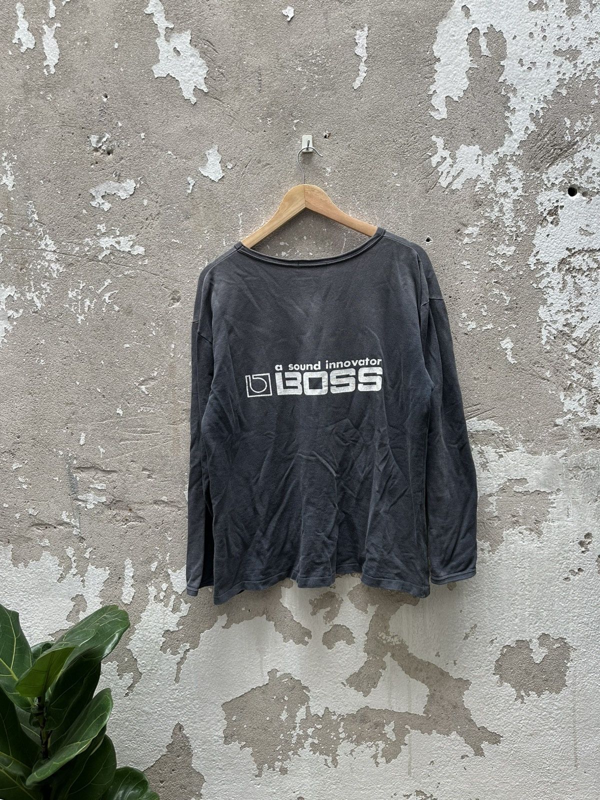 Band Tees Vintage 90's Boss " A Sound Invator " Longsleeve Faded Tees Size US L / EU 52-54 / 3 - 2 Thumbnail