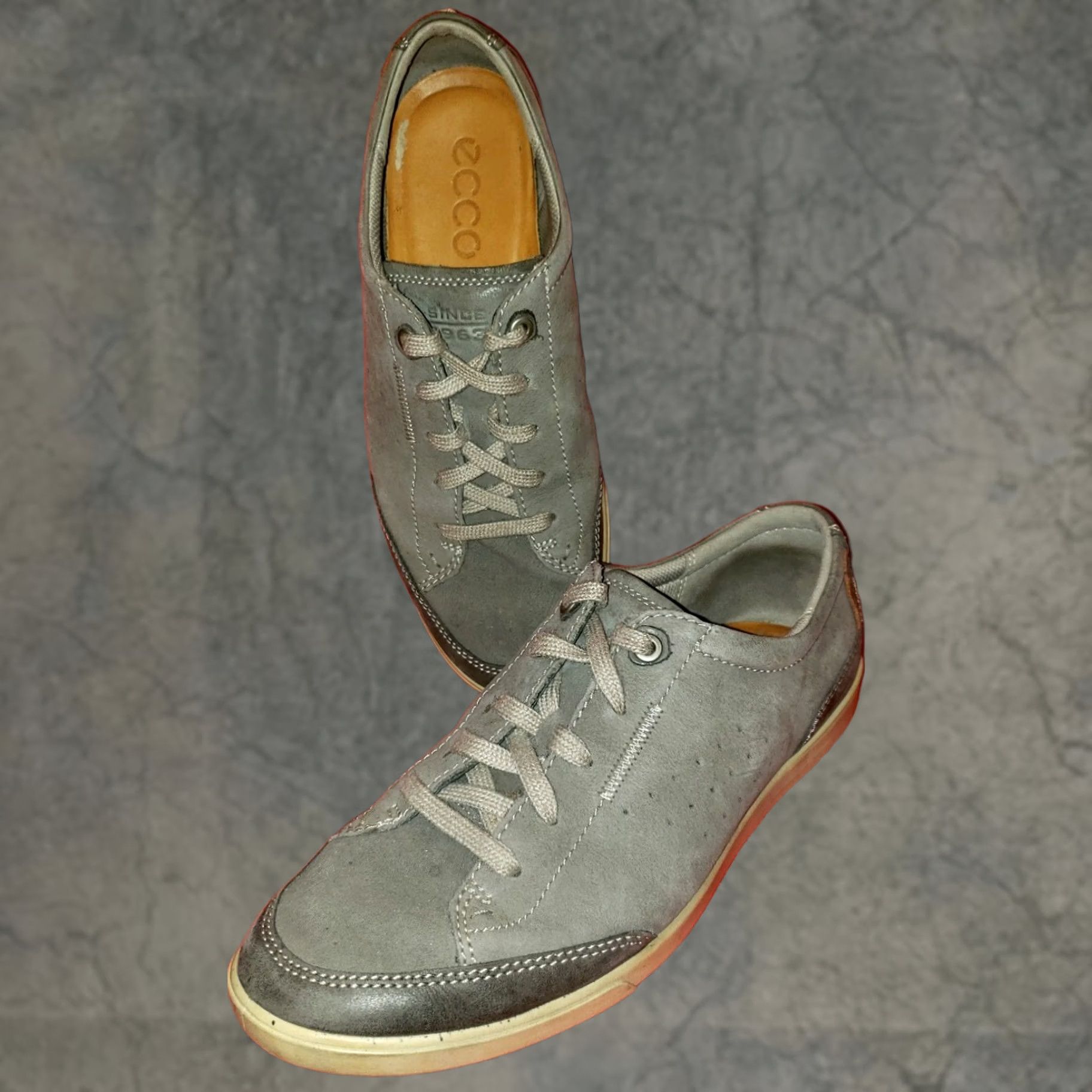Ecco Ecco Soft 7 Tie Gray Nubuck Leather Low Top Sneaker Women's Sz10-10.5M 41EU Size M / US 6-8 / IT 42-44 - 1 Thumbnail