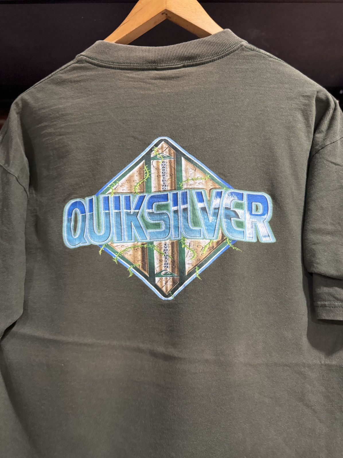 Quiksilver × Vintage Vintage 90s Quiksilver Boarding Evolution Sun Faded Tee Size US L / EU 52-54 / 3 - 2 Thumbnail