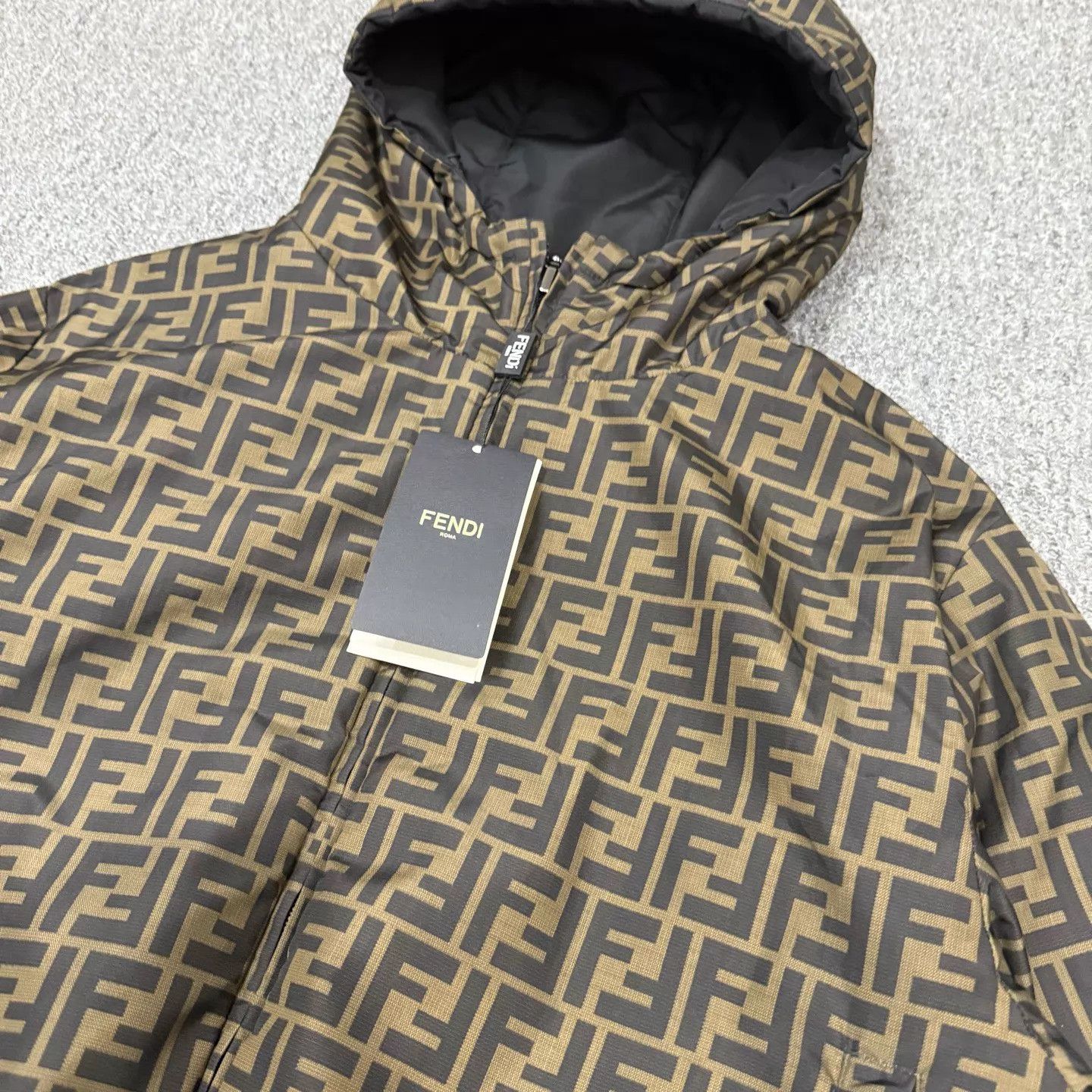 Fendi Fendi FF Monogram 2-Sided Shell Jacket Unused S Size US S / EU 44-46 / 1 - 3 Thumbnail