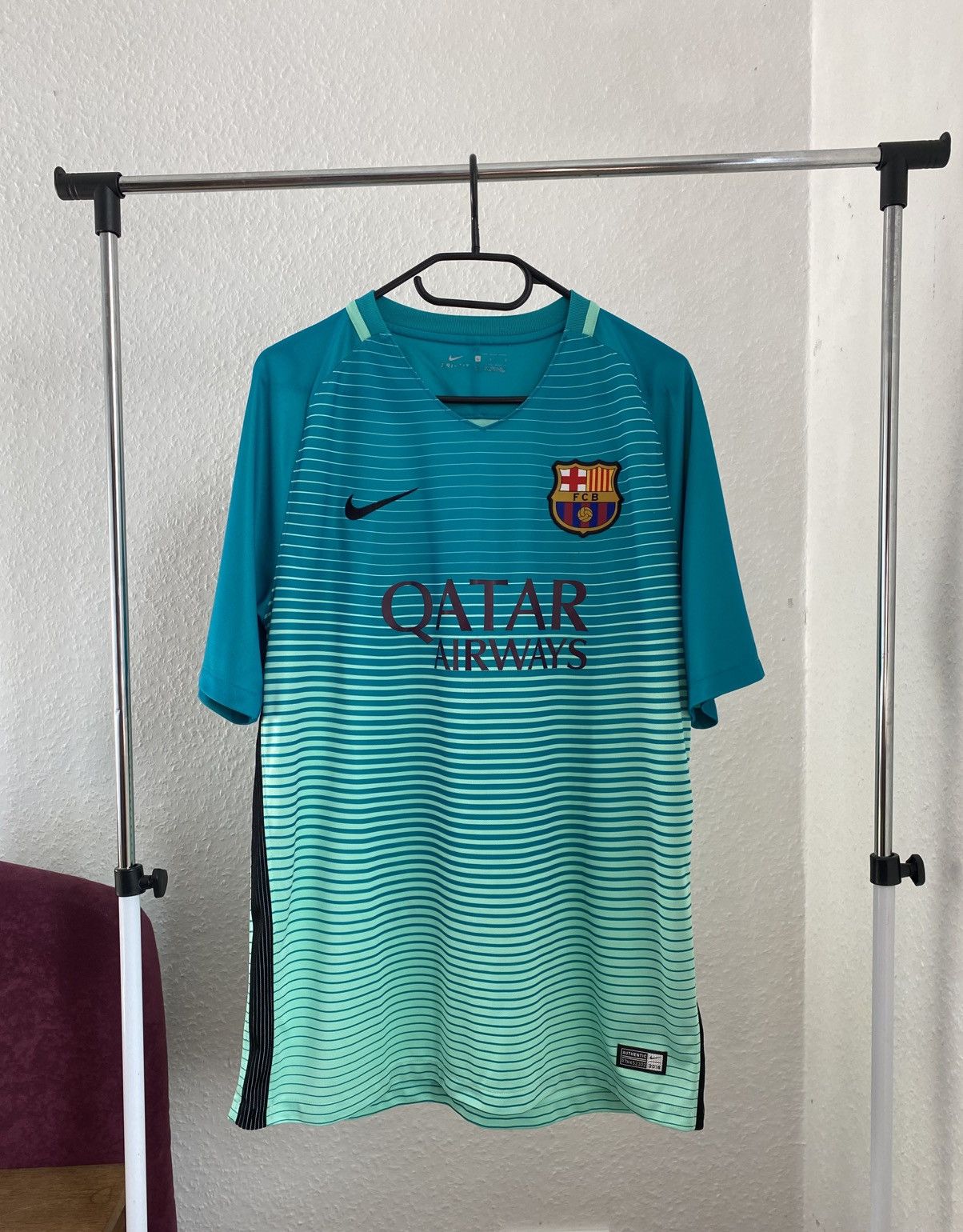 Nike Barcelona 2016 2017 Away Soccer Jersey Shirt Nike PSG Messi Size US L / EU 52-54 / 3 - 1 Thumbnail