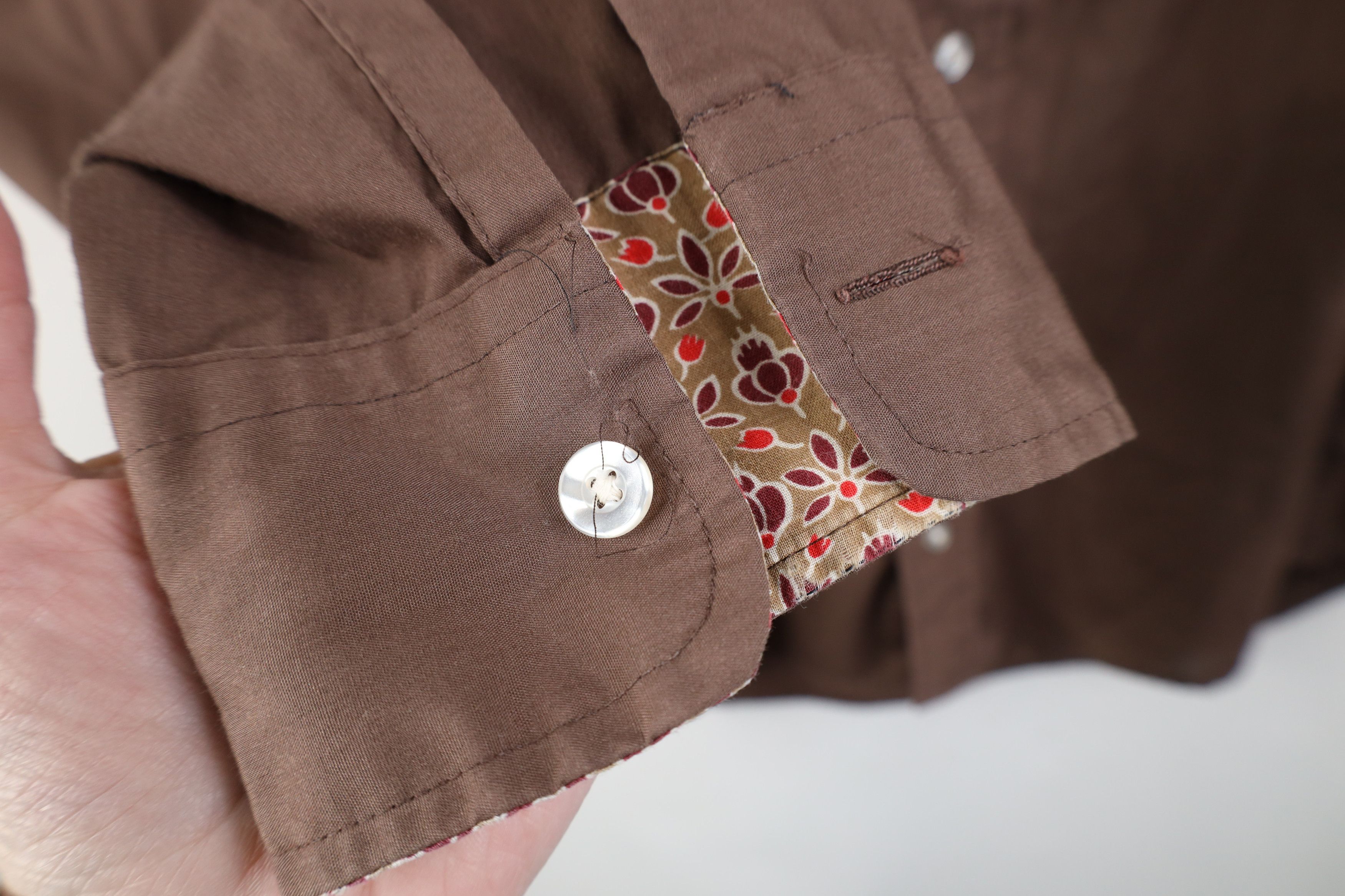 Vintage Vintage 70s Streetwear Cuff Dagger Collar Button Shirt USA Size US L / EU 52-54 / 3 - 6 Thumbnail