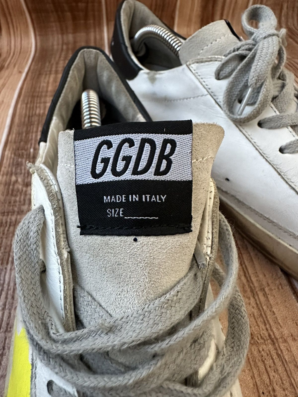 Golden Goose Golden Goose ‘Have a Golden Day’ White Leather/Suede Lowtops Size US 10 / EU 43 - 18 Thumbnail